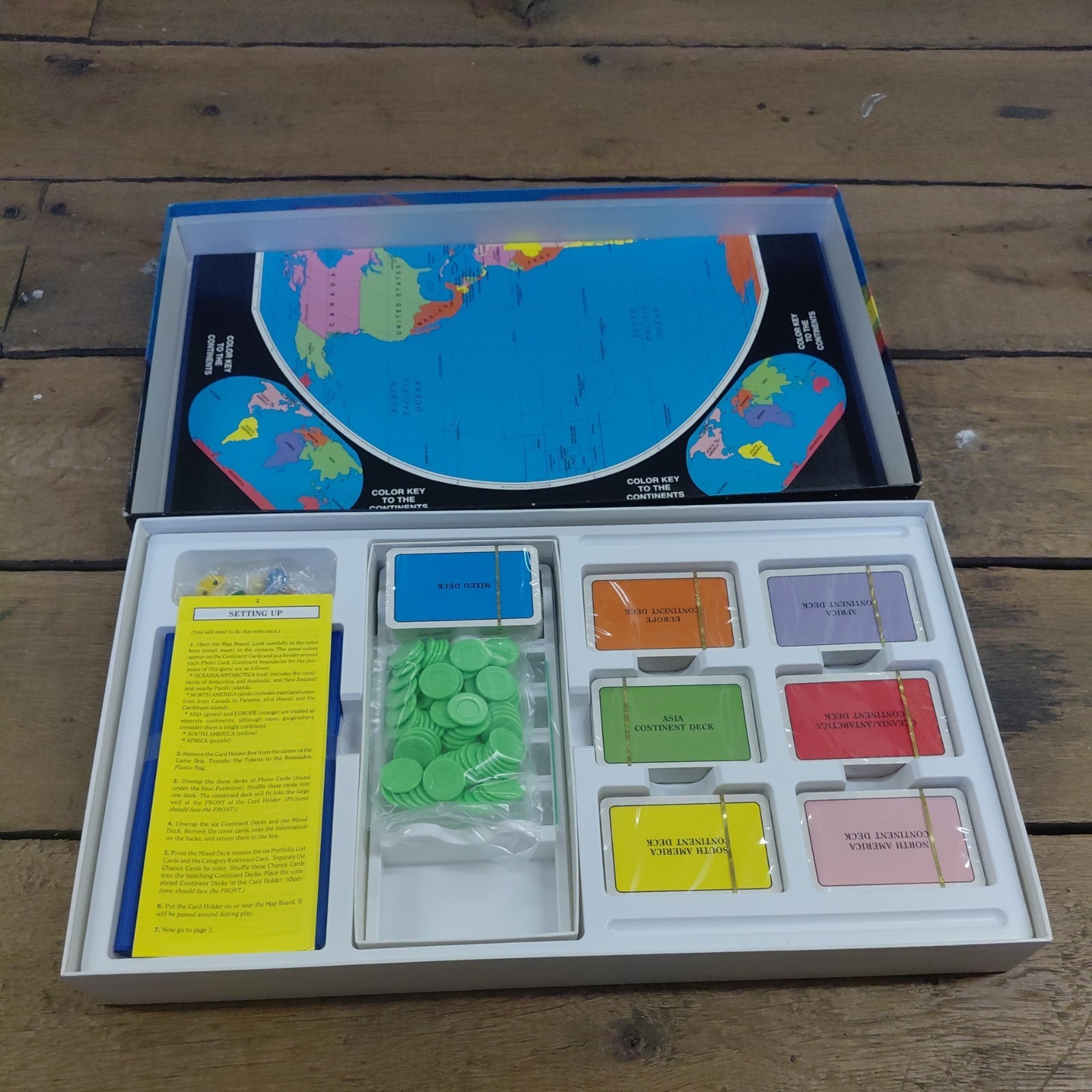 VINTAGE 1990 ON ASSIGNMENT WITH NATIONAL GEOGRAPHIC BOARD GAME! New w open box!