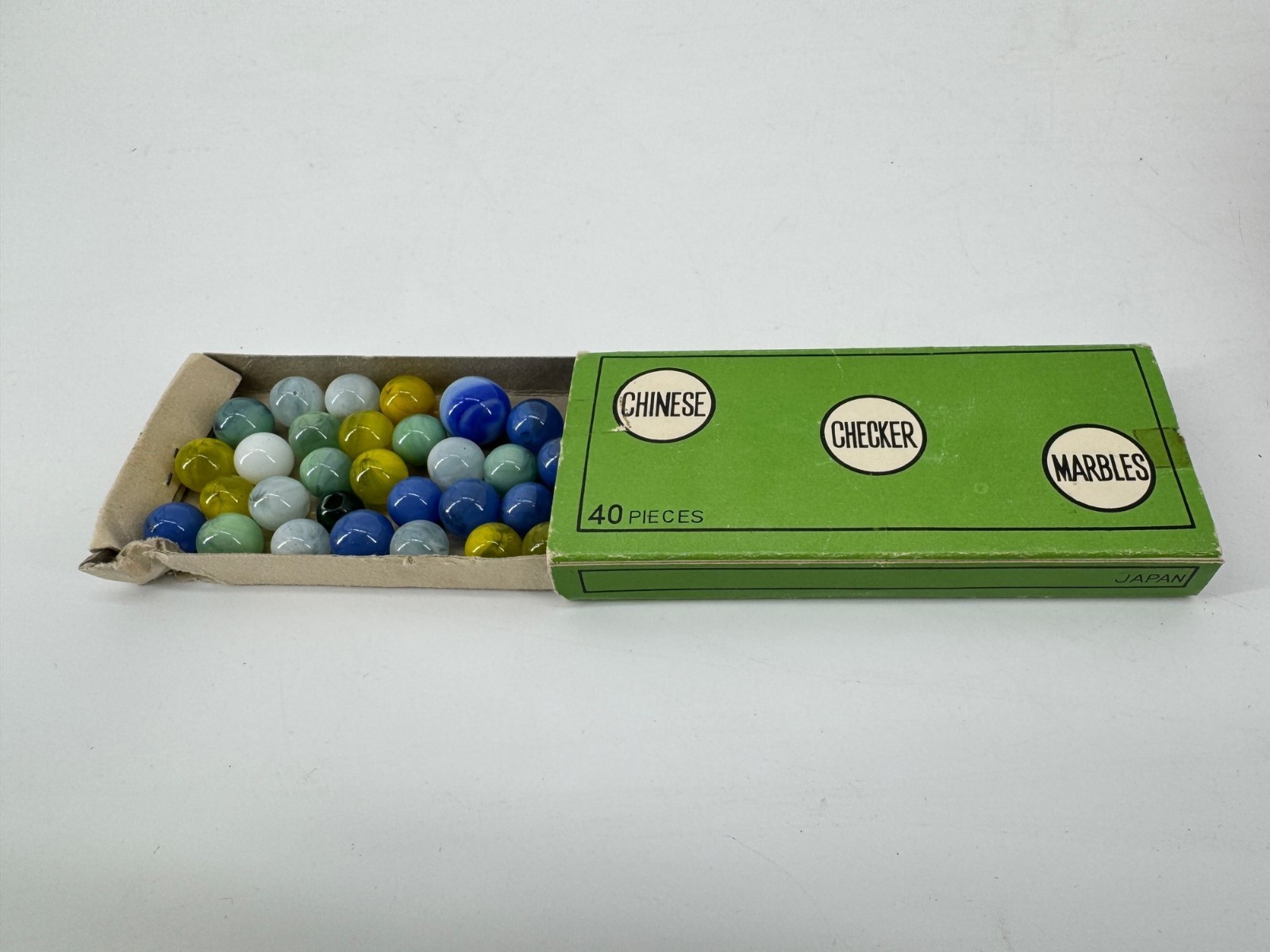 OHIO ART VINTAGE CHINESE CHECKERS LITHO TIN METAL DRAGON GAME – 34 MARBLES