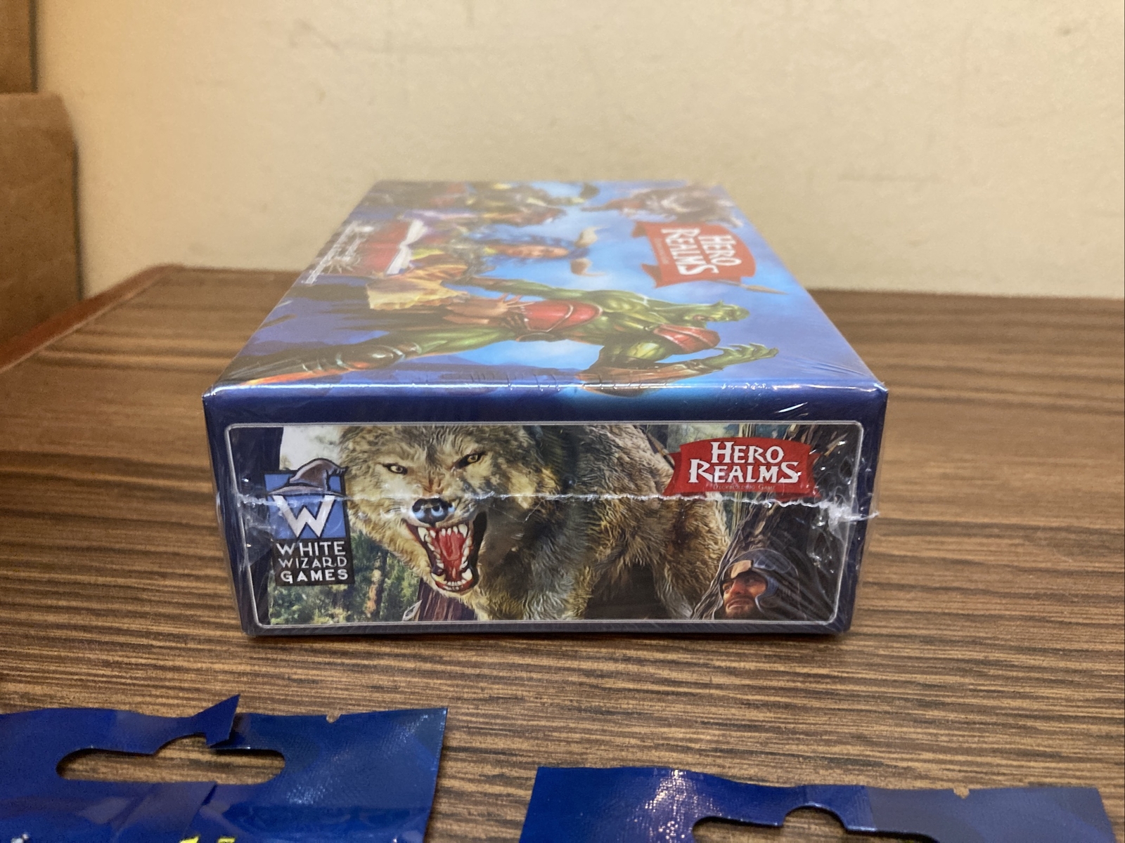 Hero Realms Deckbuilding 2-4 Player Board Game White Wizard Sealed And 7 Packs