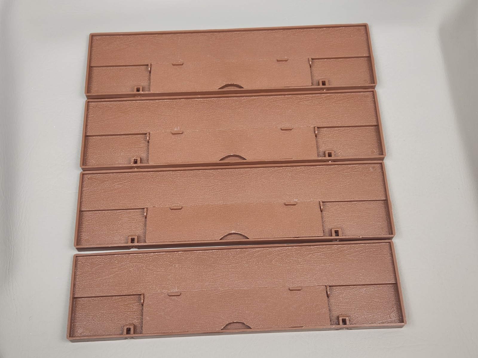 Rummy-Cam Tile Game Set 1970’s Taiwan Leather Case Complete 4 Racks Excellent