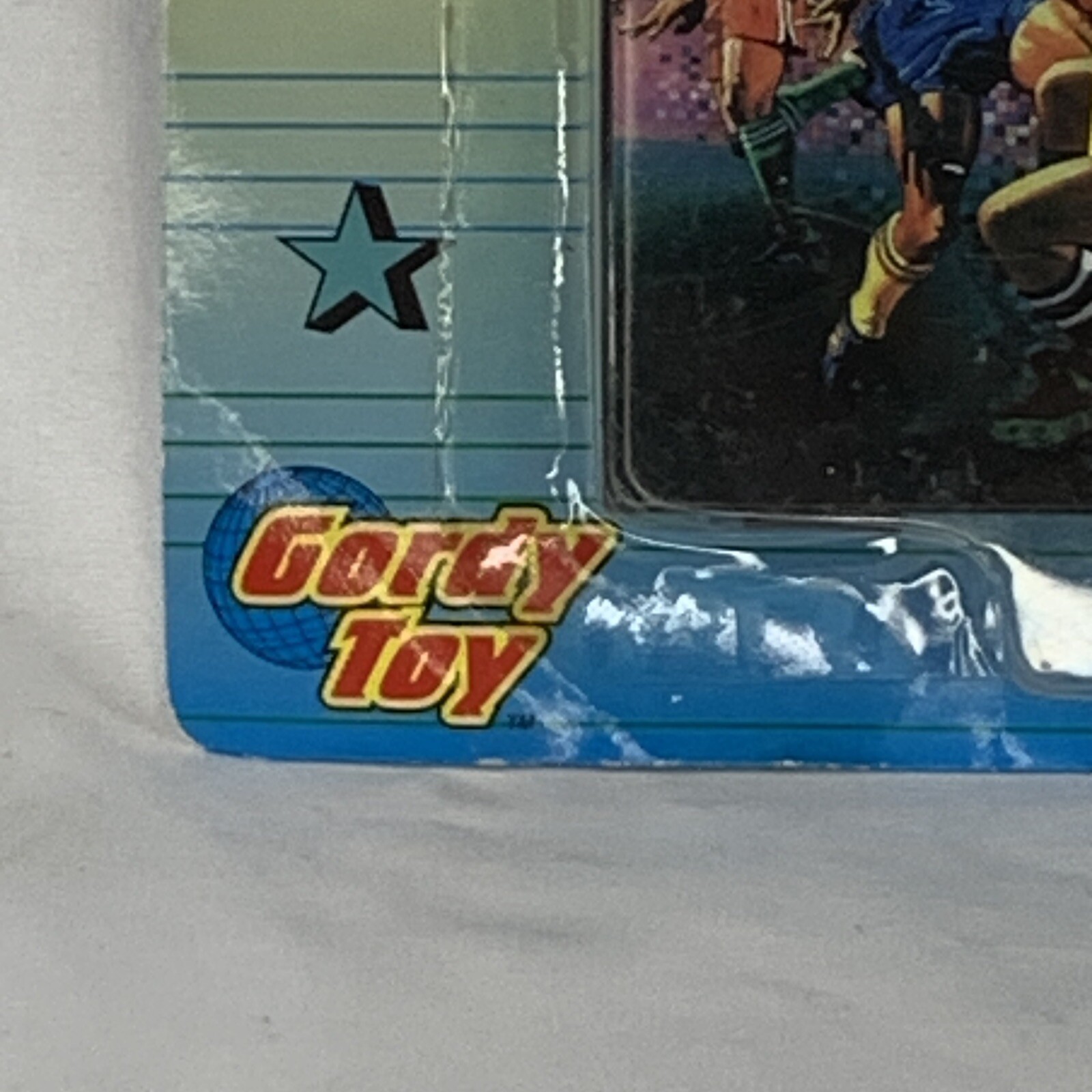 Vintage Mini Soccer Travel Game Pocket Tabletop Sports Toy 1999 New Gordy Toys