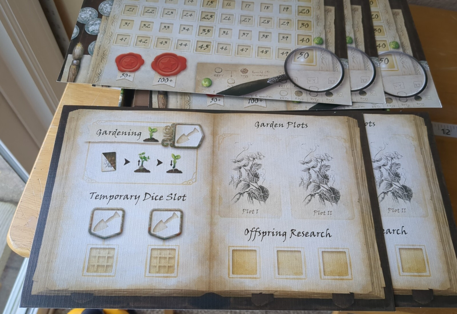 Genotype: A Mendelian Genetics Game by Genius Games