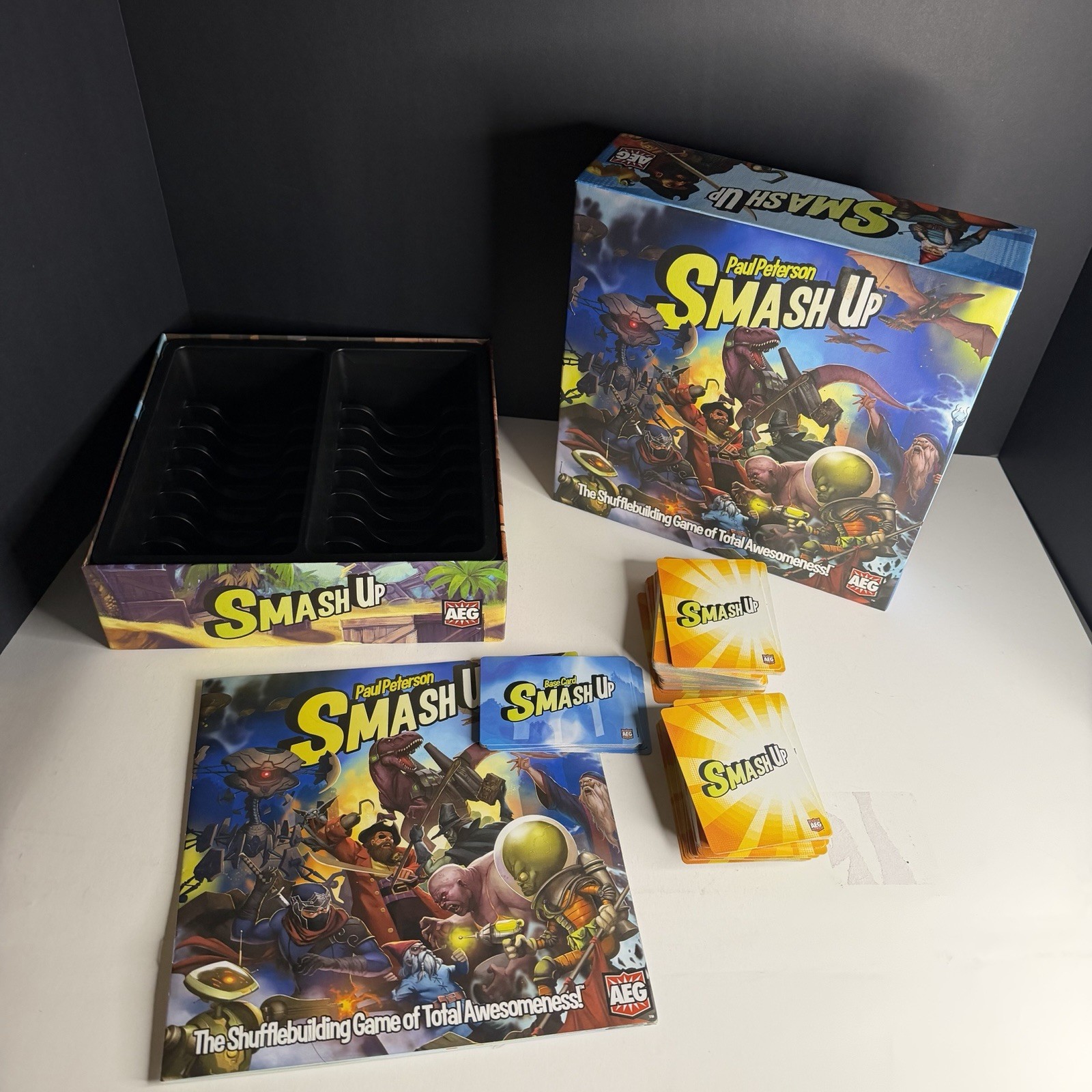 Smash Up Base Game Complete 2012 AEG Paul Peterson Shufflebuilding Card Game