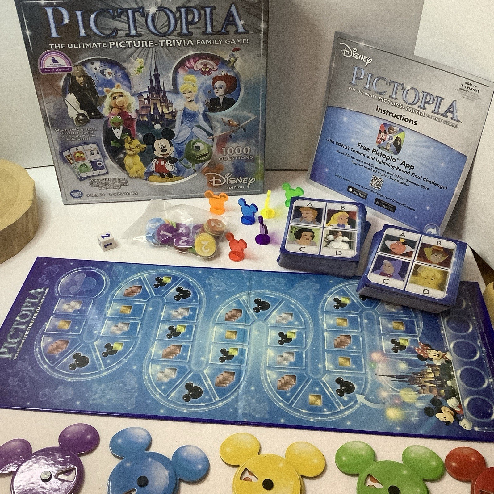 PICTOPIA Disney Edition Picture Trivia Betting Bluffing Family Board Game