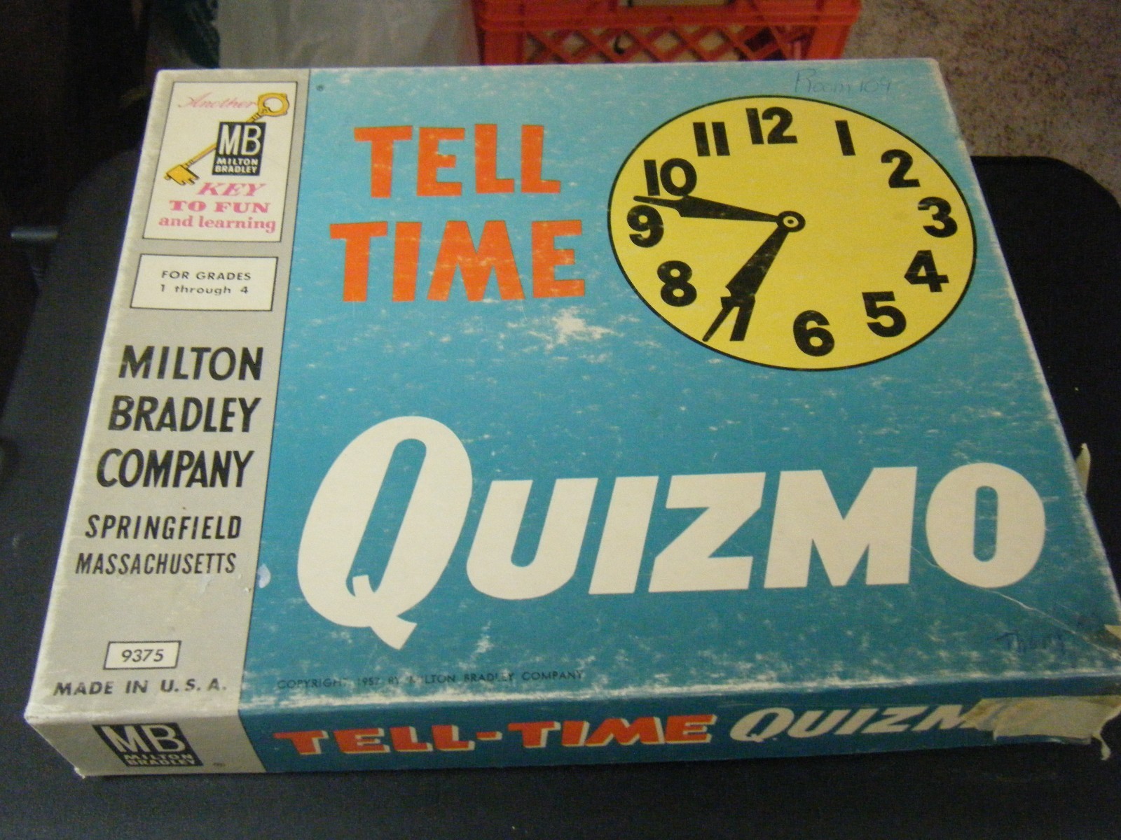 Vintage Milton Bradley Tell-Time QUIZMO Educational for Grades 1 to 4