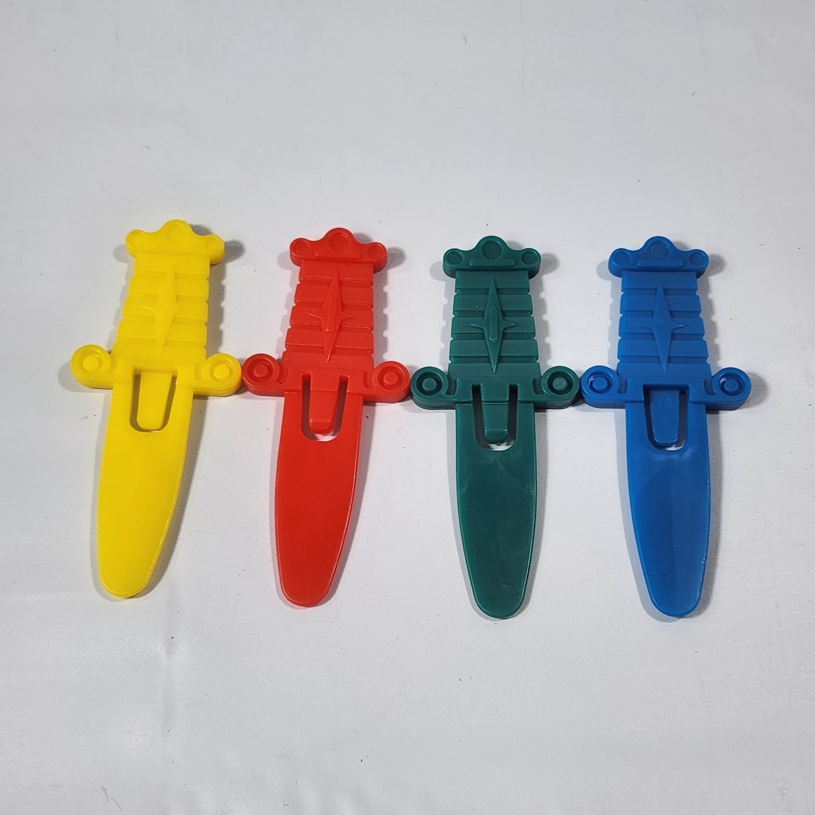 Pop-Up Pirate! Game – Replacement Pieces Parts – 4 Swords (1 Of Each Color)
