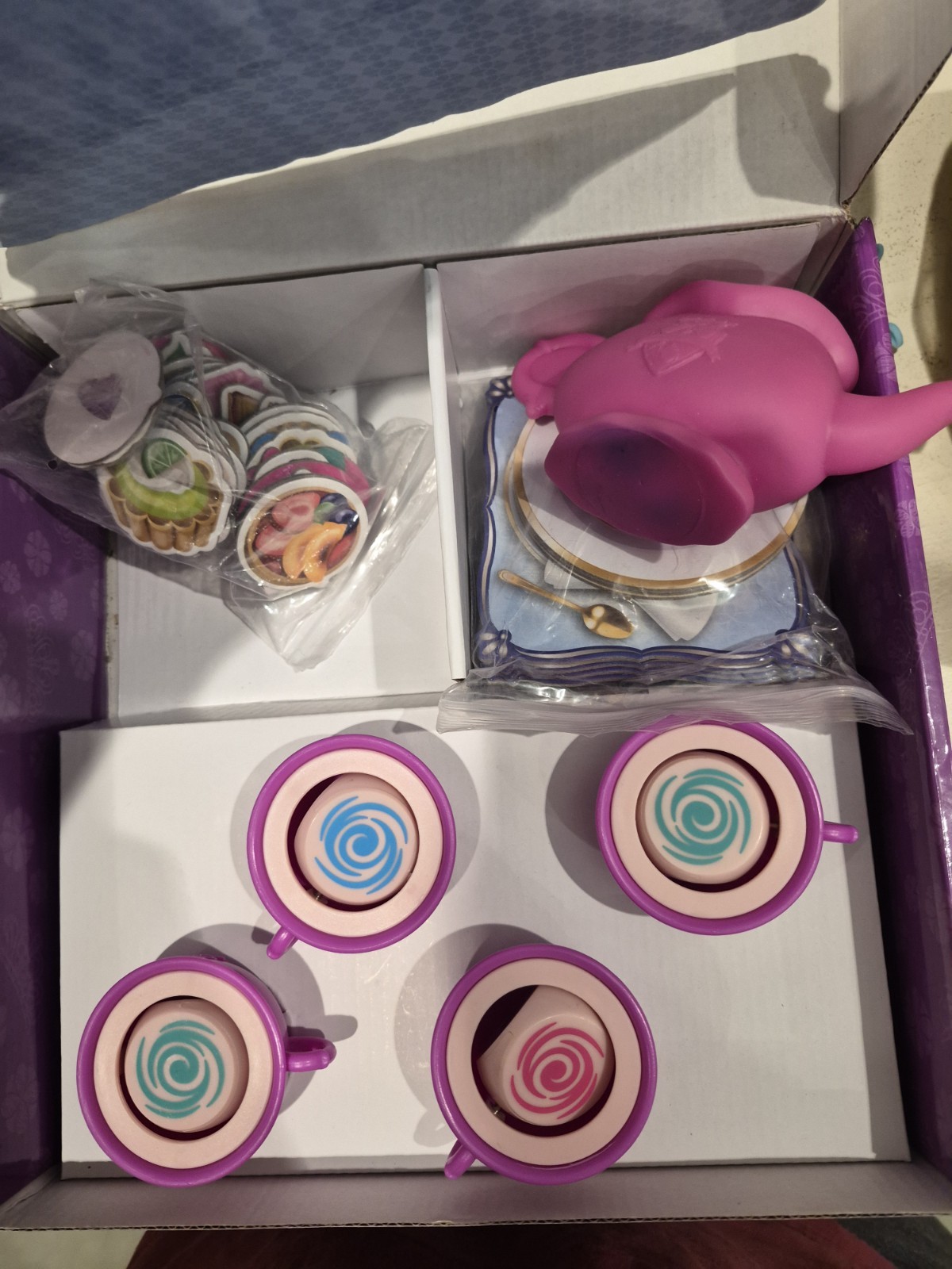 Sofia the First Magical Tea Time Game COMPLETE Wonder Forge 2013 Disney Kids