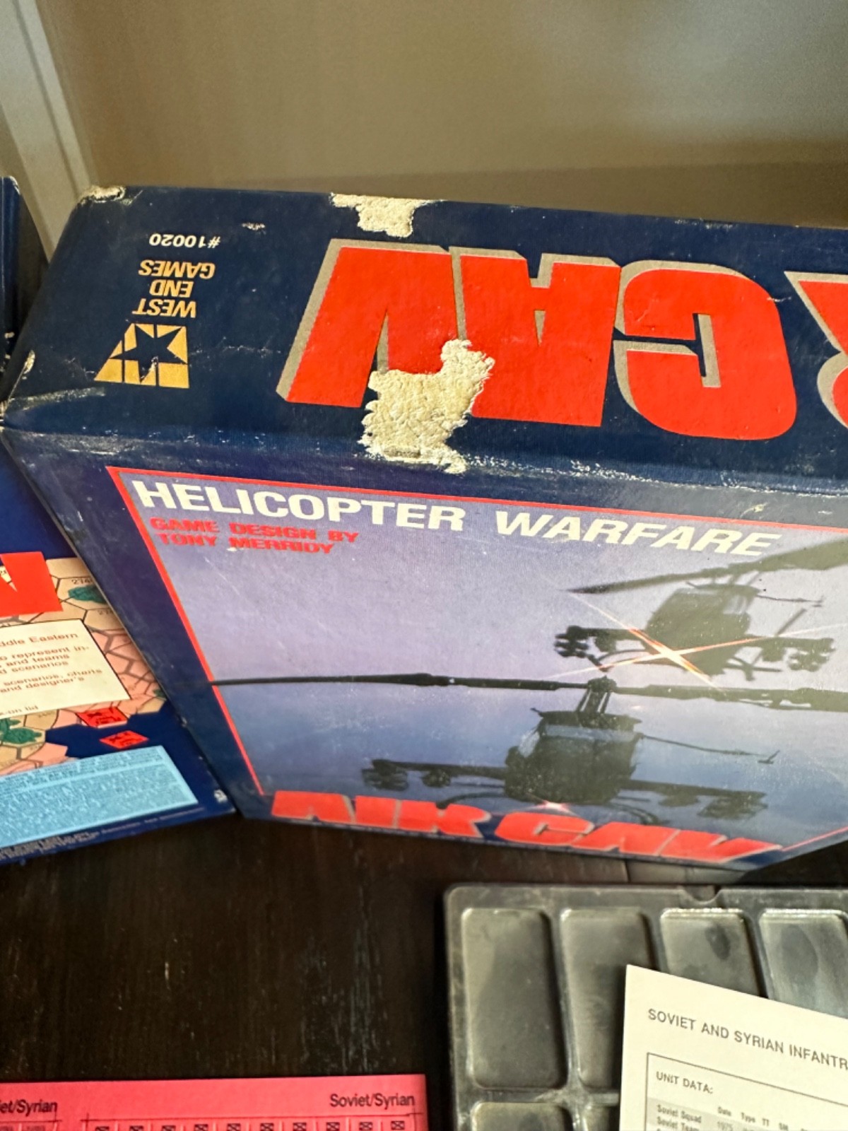 Air Cav Game / West End Games / 1985 / Unpunched and Complete
