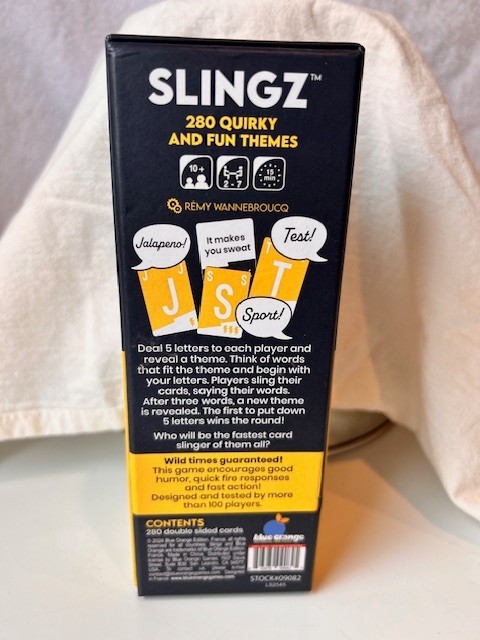 Slingz Party Game Blue Orange Fast-Paced Family Category Game 2-7 Players NEW