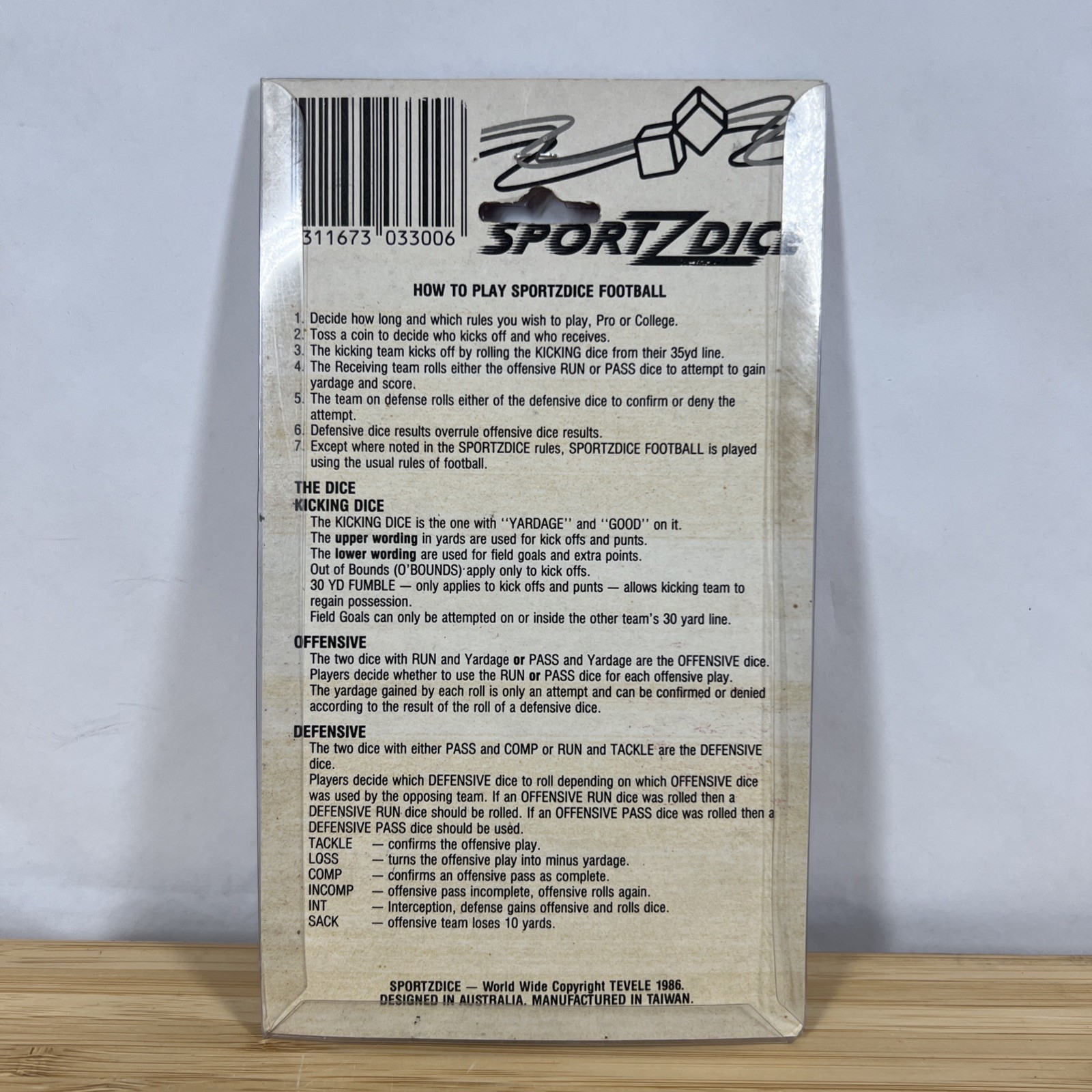 Vintage Sportzdice Football 5 Dice Set Game by Tevele 1986 New Unopened