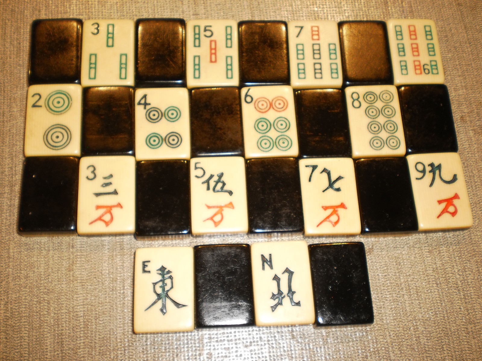 4 VINTAGE TWO TONE FRENCH IVORY MAH JONG MAJONG TILES BLACK BACKS EXCLNT COND