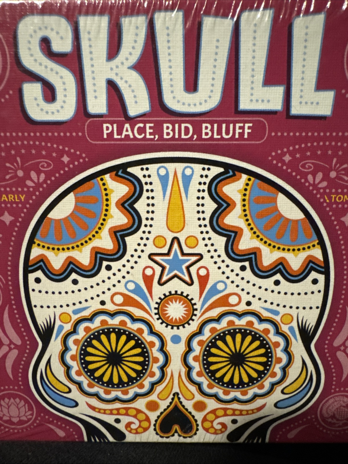 Skull Bluffing Card Game