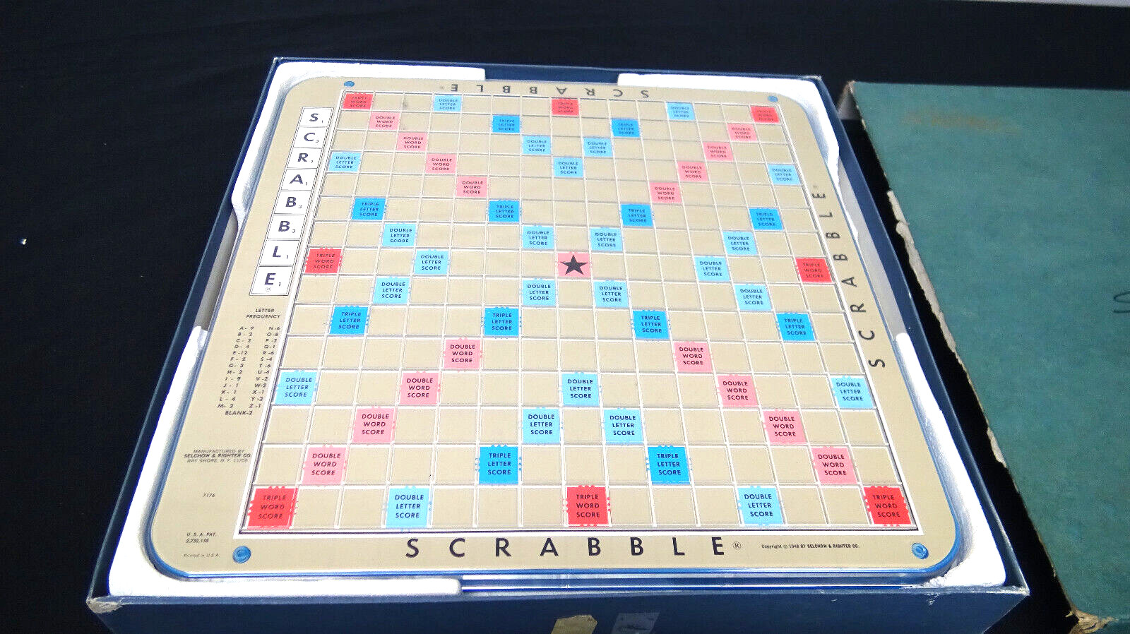 Vintage Scrabble Deluxe Edition 1977 Rotating Turntable Board Game.