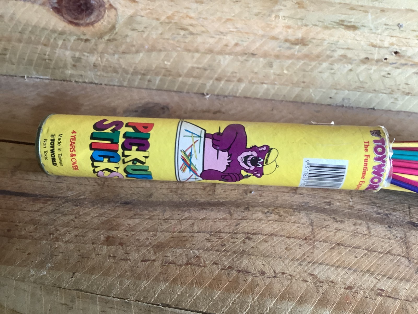 TOY WORLD VINTAGE BRANDED PICKUP STICKS – VINTAGE SET in ORIGINAL BOX