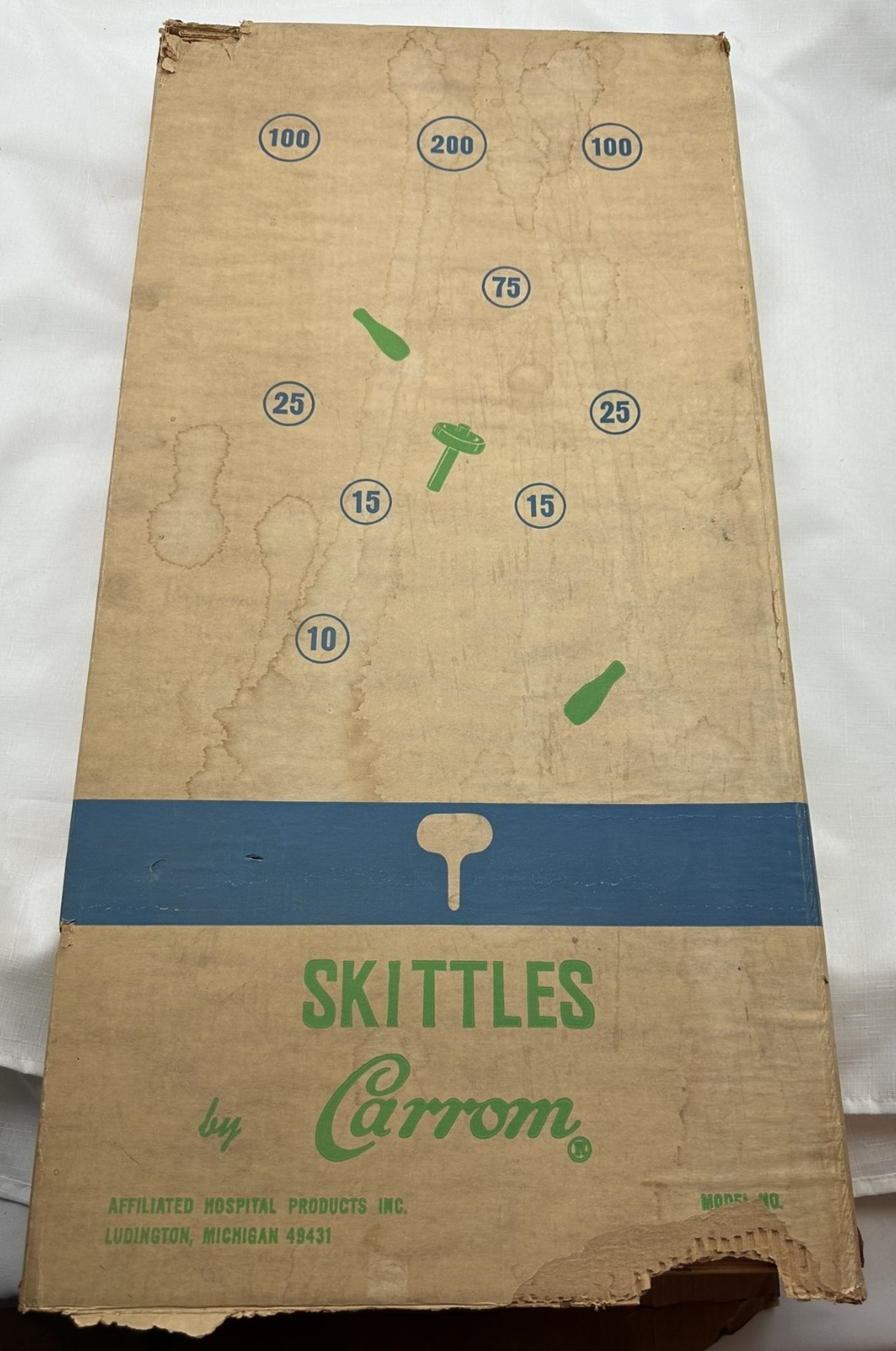 Vintage Carrom Skittles Game Skittle Bowl Game Complete in Good Cond FREE SHIP
