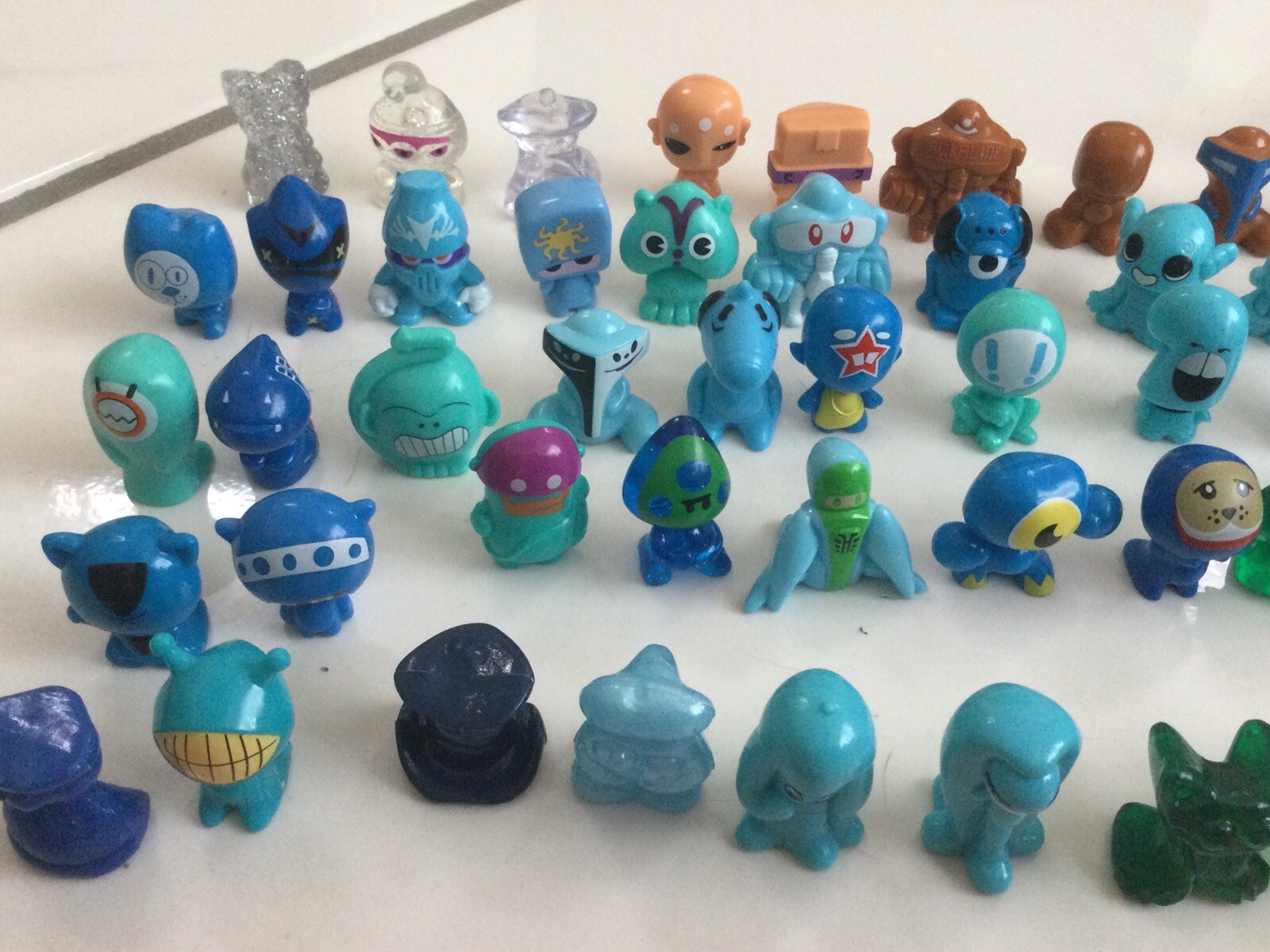 Large Lot of 148 Vintage GoGo’s Crazy Bones Mini Figurines GoGos