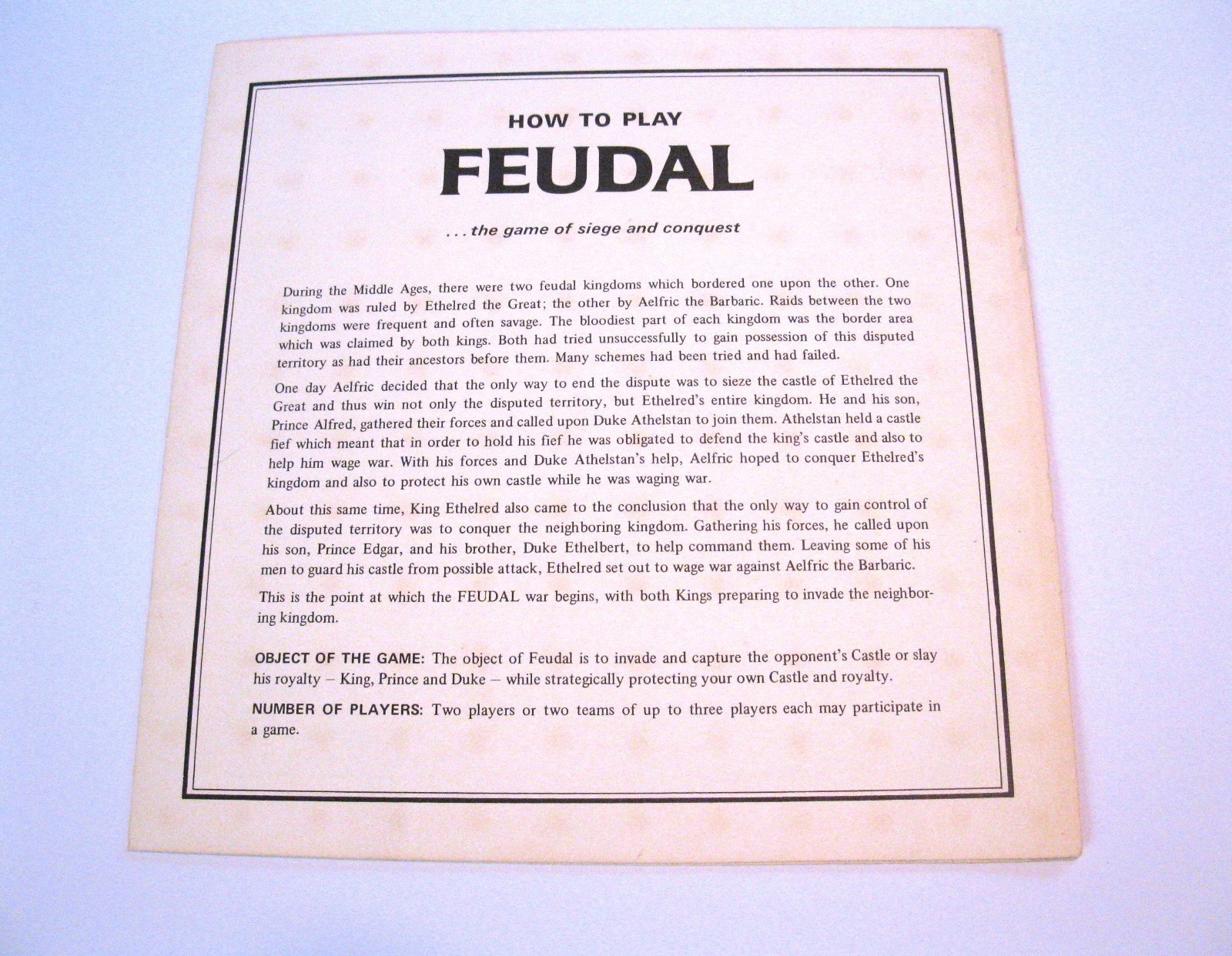 Vintage 1967 Feudal Board Game 3M Comp. Bookshelf Game Siege & Conquest Complete