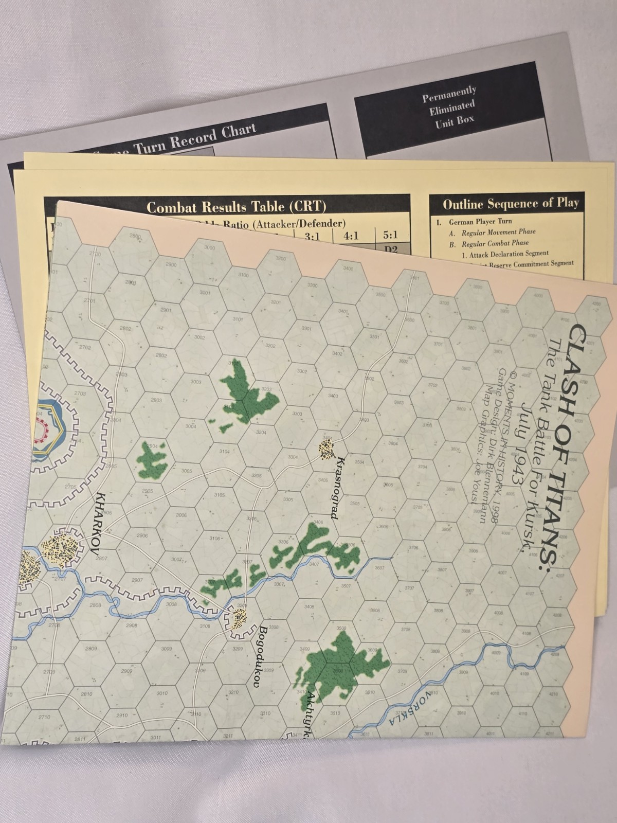 MOMENTS IN HISTORY CLASH OF TITANS KURSK COMPLETE UNPUNCHED RARE