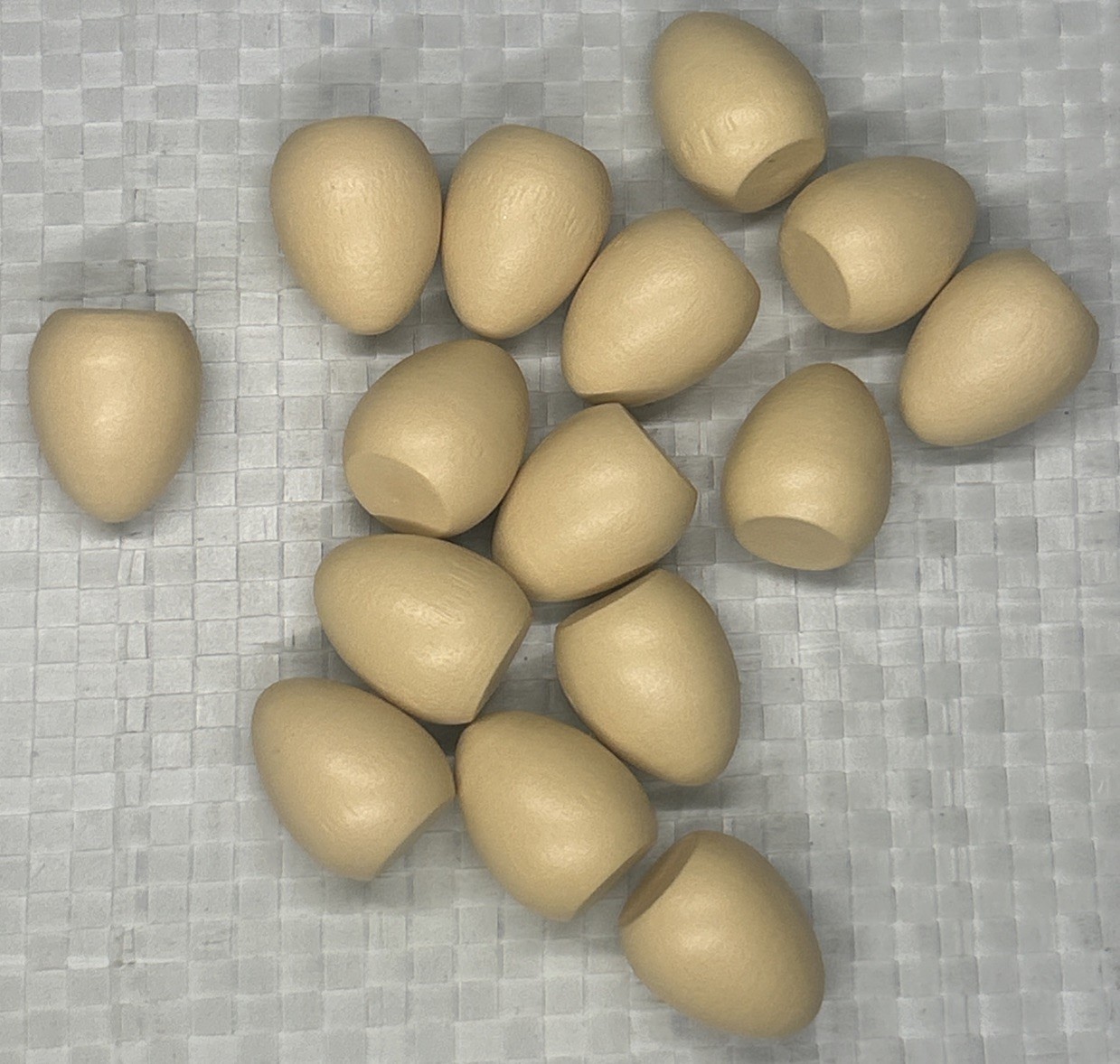Wingspan Yellow Egg Miniatures – Lot of 15