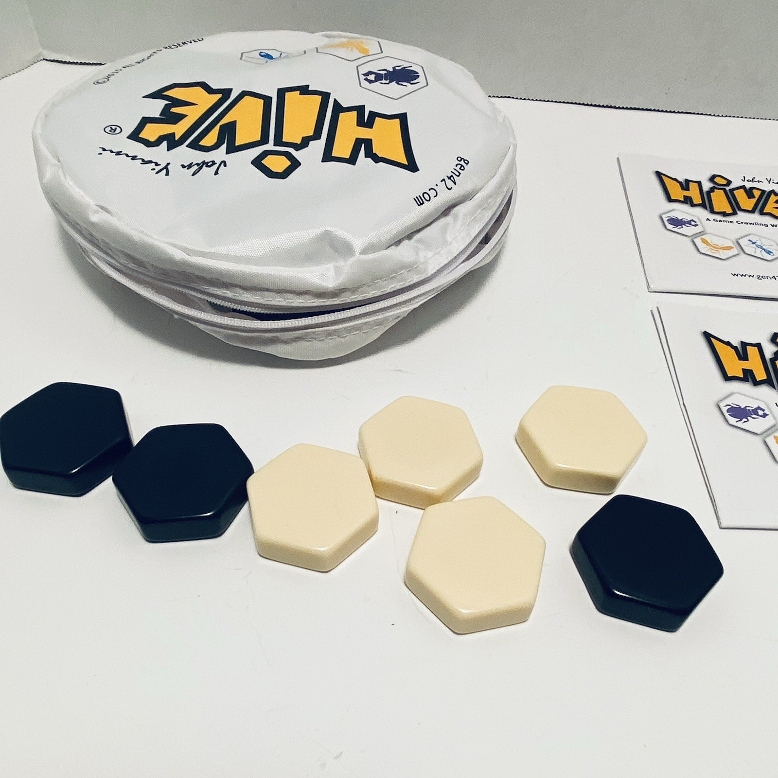 Gen42 Games Hive Bug Tile Board Game Tabletop Heavy Tiles 2015 John Yianni