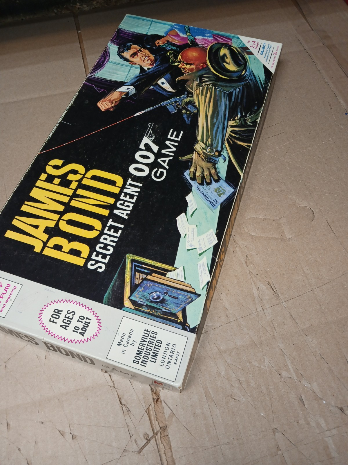 MTB Boardgame James Bond Secret Agent 007 Game Box 100% Complete. Good Condition
