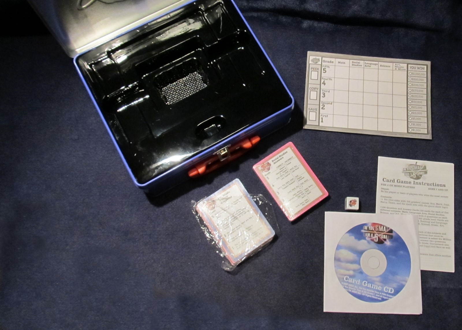 Are You Smarter Than a 5th Grader – Collector Lunchbox with CD Game