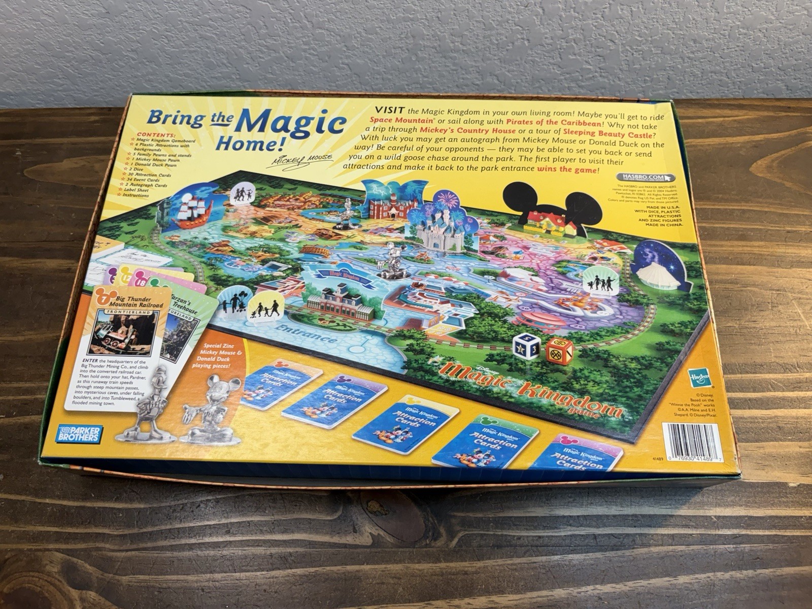 Disney Magic Kingdom 3D Land Board Game 2004 Parker Brothers 100% Complete EUC!