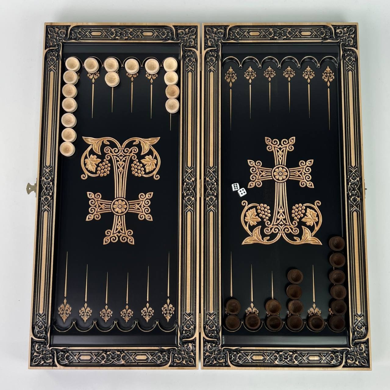 Luxury Wood Backgammon Set Lion Design Handmade Maple Wood Custom Gift