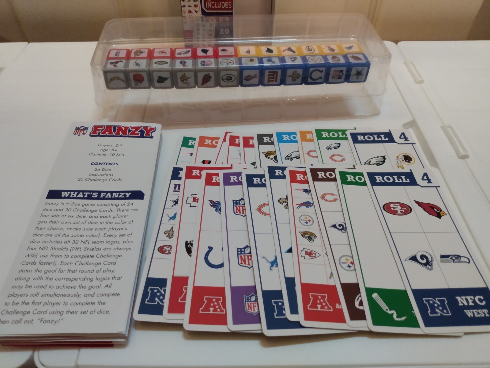 NFL Fanzy Officially Licensed Football Dice Game MasterPieces 2018 Complete EUC