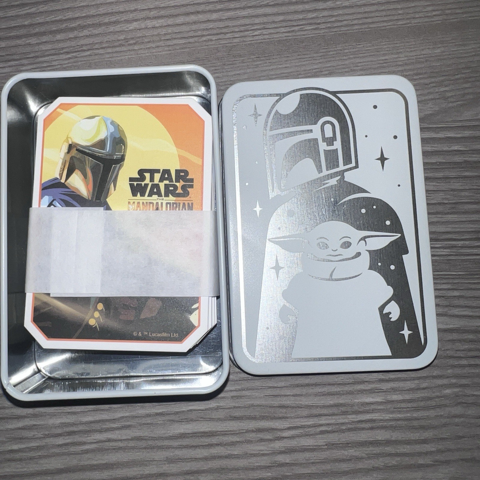 Disney Star Wars The Mandalorian 100 Question Quiz Card Game Baby Yoda Grogu NEW