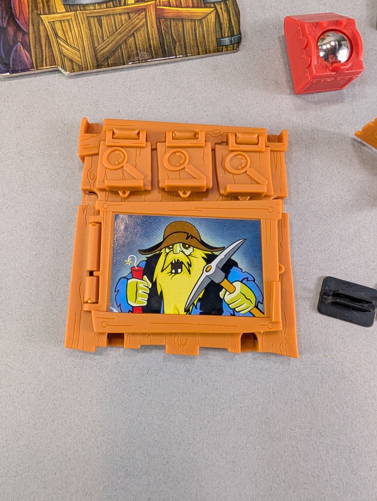 Scooby Doo 2013 Pressman Mystery Mine Board Game