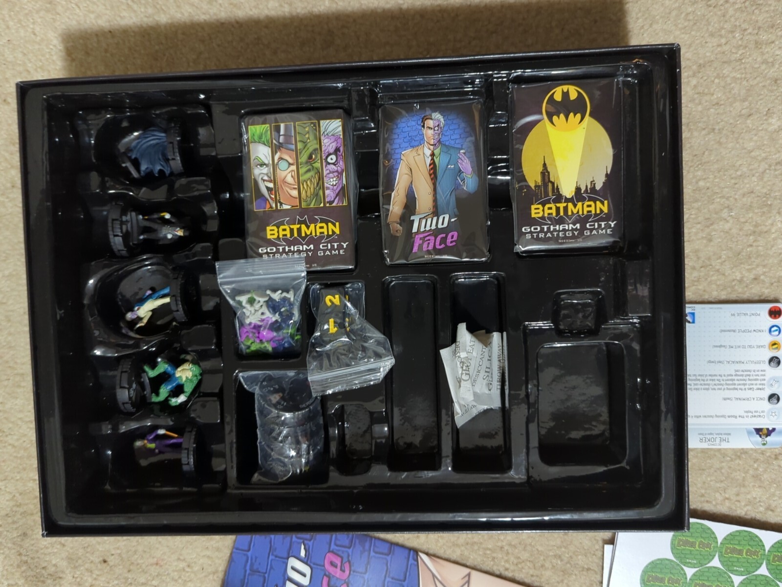 HeroClix DC – Batman Gotham City Strategy Board Game Wizkids Complete