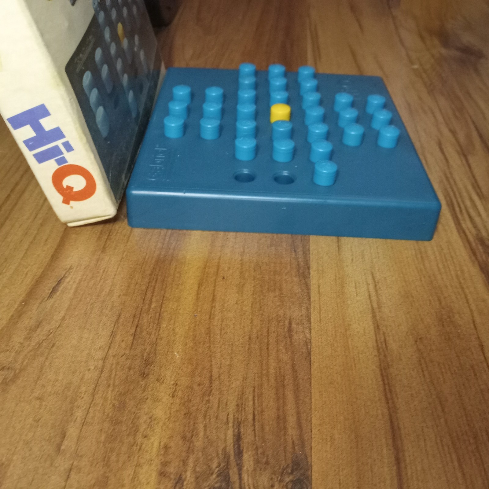 Gabriel HI-Q #7120 Solitaire Favorite Travel Game – InComplete Vintage pls read