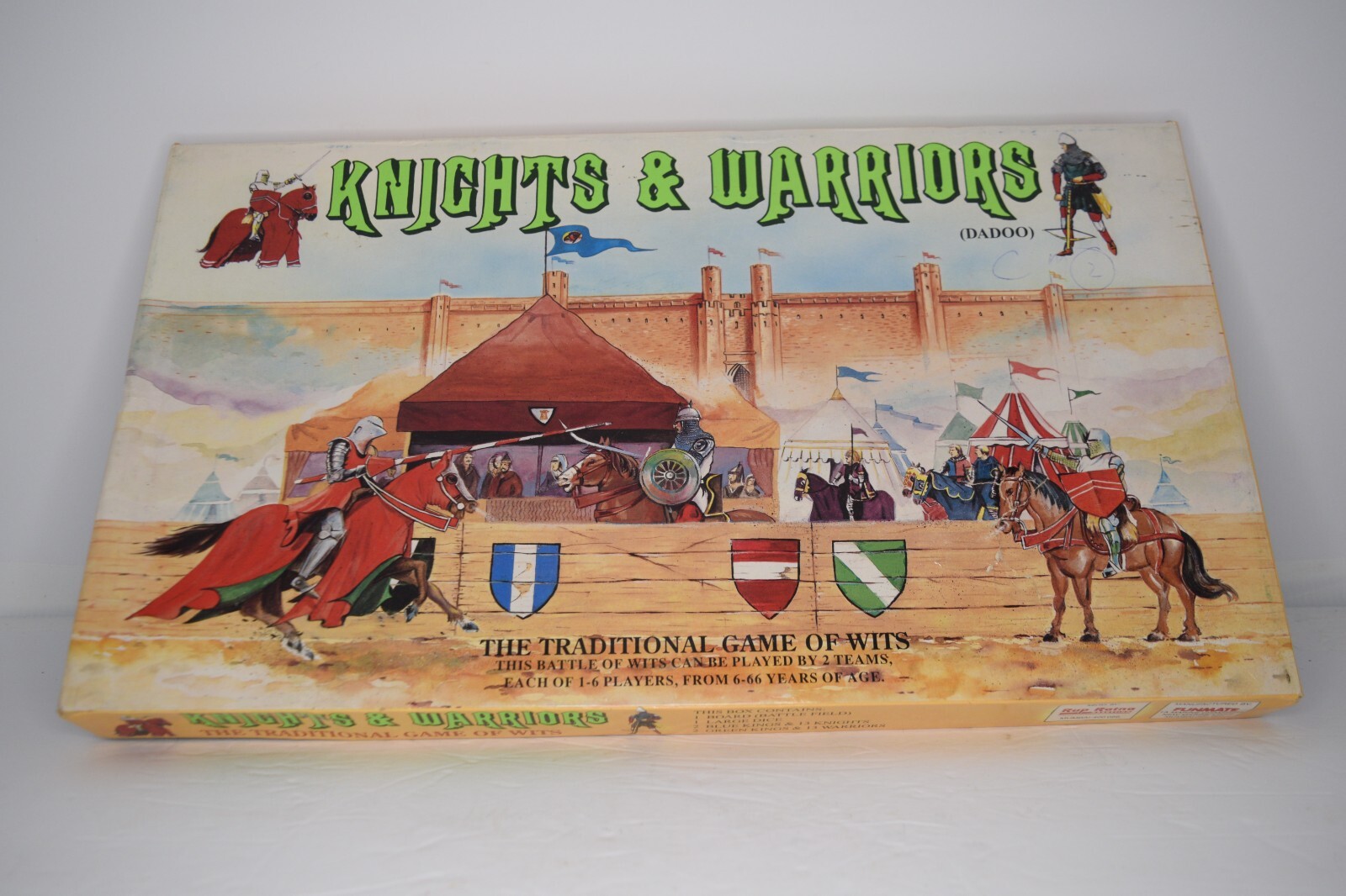 Indian Dadoo Knights and Warriors Game of Wits Board Game Complete Rup Ratna