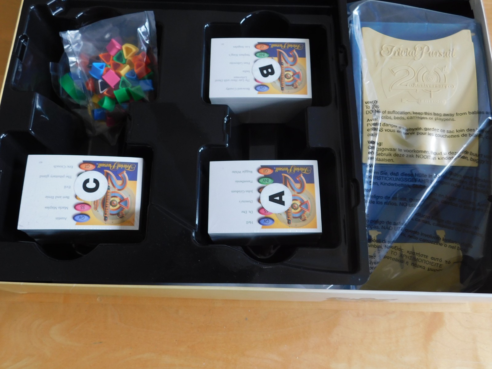 Trivial Pursuit 20th Anniversary Edition Cards Board Game Trivia SEALED NEW