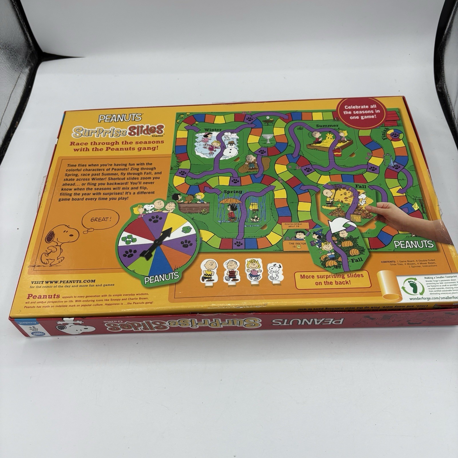 Wonder Forge Board Game Peanuts Surprise Slides Snoopy Charlie Brown 2015