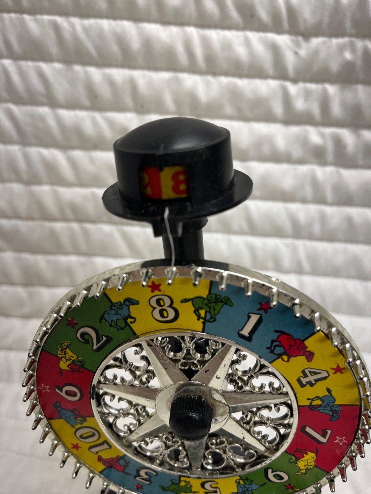 VINTAGE E.S. LOWE WHEEL OF FORTUNE HORSE RACING GAME with original box roulette