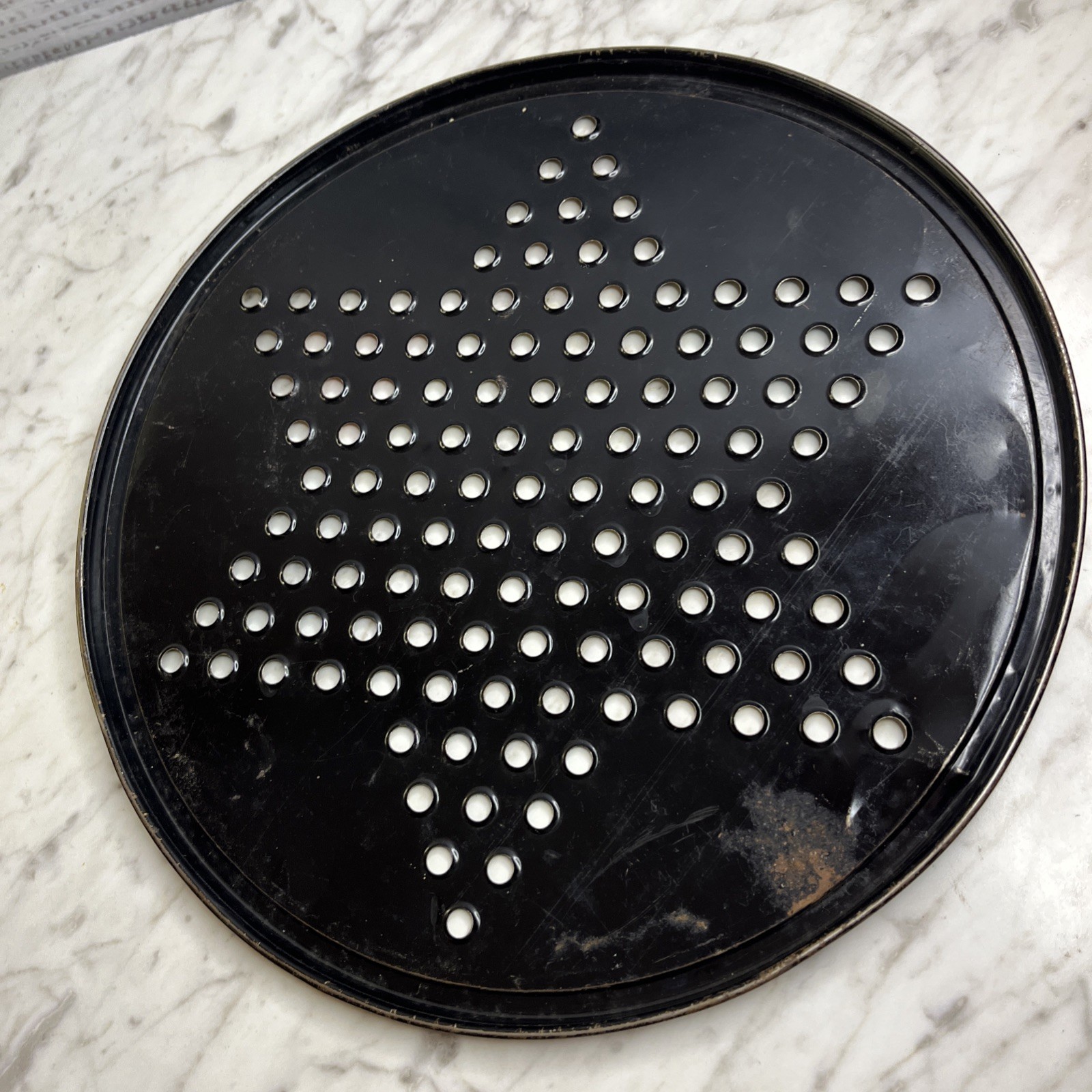 Vintage Pressman Toy Corp Chinese Checker Board Round Metal Multicolor 1153 USA