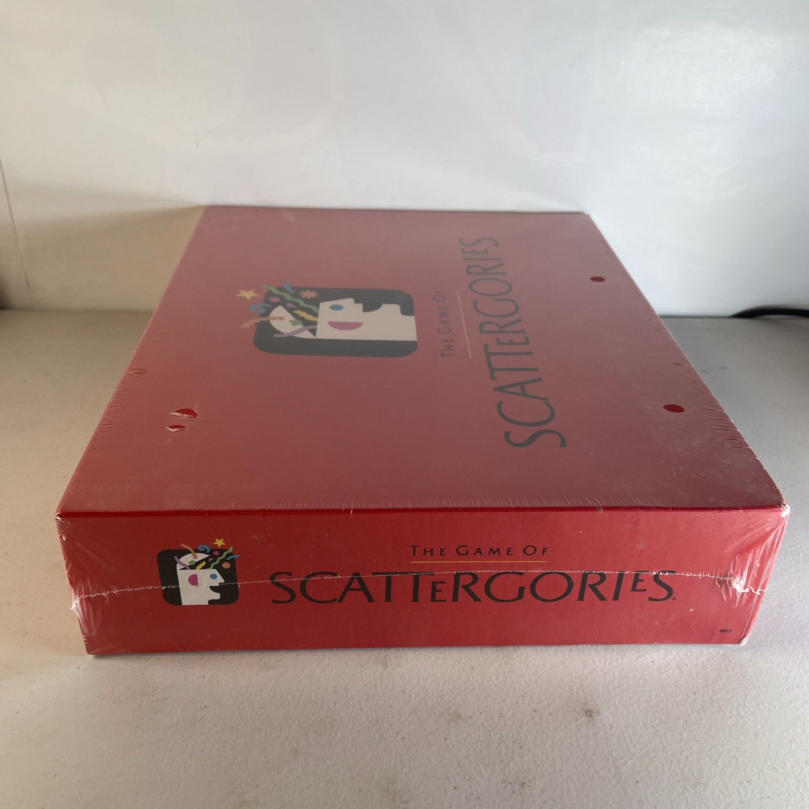 new Scattergories Milton Bradley Games Vintage Board Game 4C43