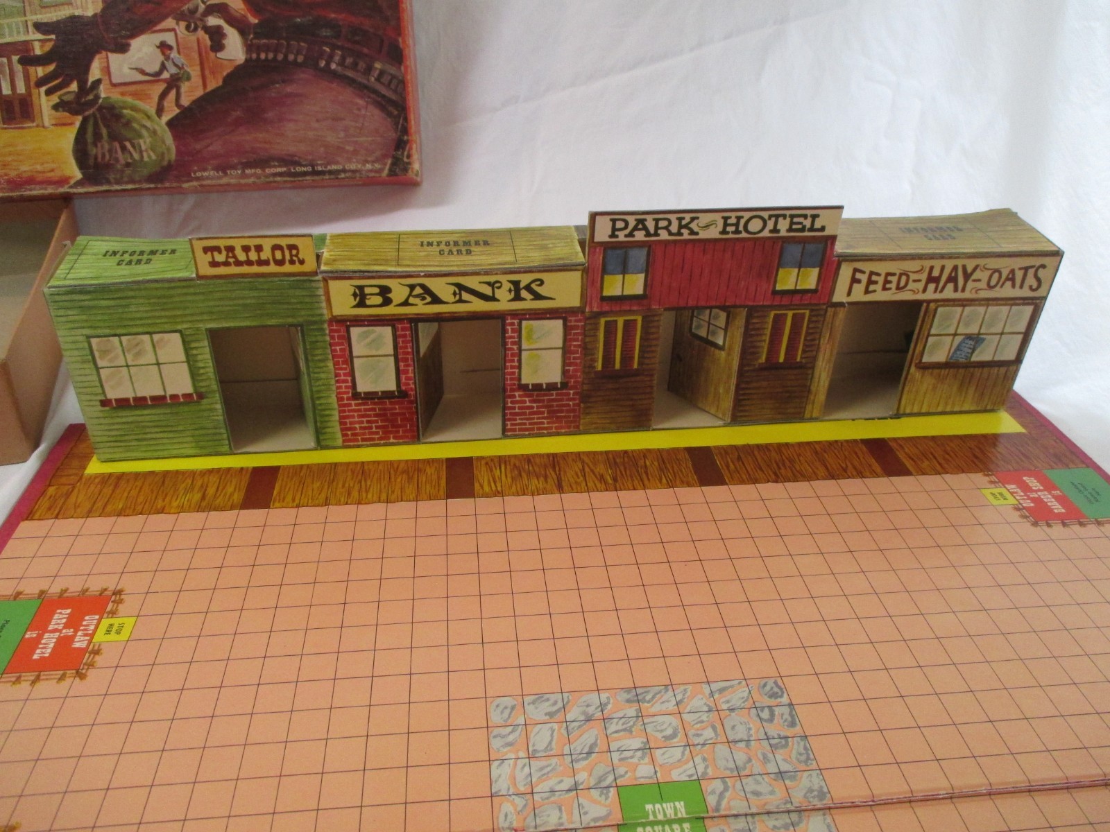 Vtg. BAT MASTERSON WESTERN BOARD GAME BY LOWELL 1958. May be Incomplete.