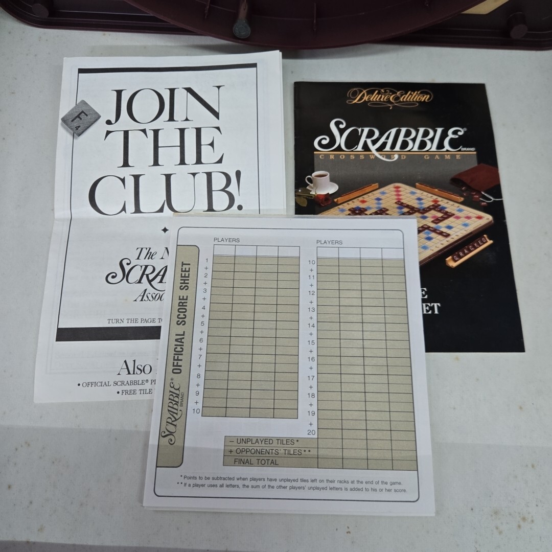 SCRABBLE DELUXE Edition Rotating Turntable Gameboard 1989 #4034 Mahogany Tiles