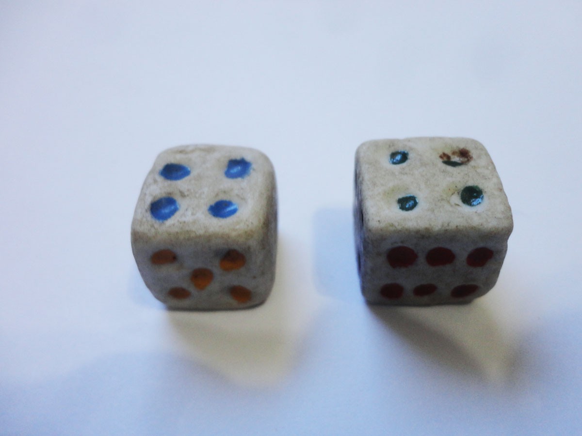 SET OF VERY OLD STONE DICE FOR OXEN BONE & BAMBOO MAH JONG SET OR ANY GAME