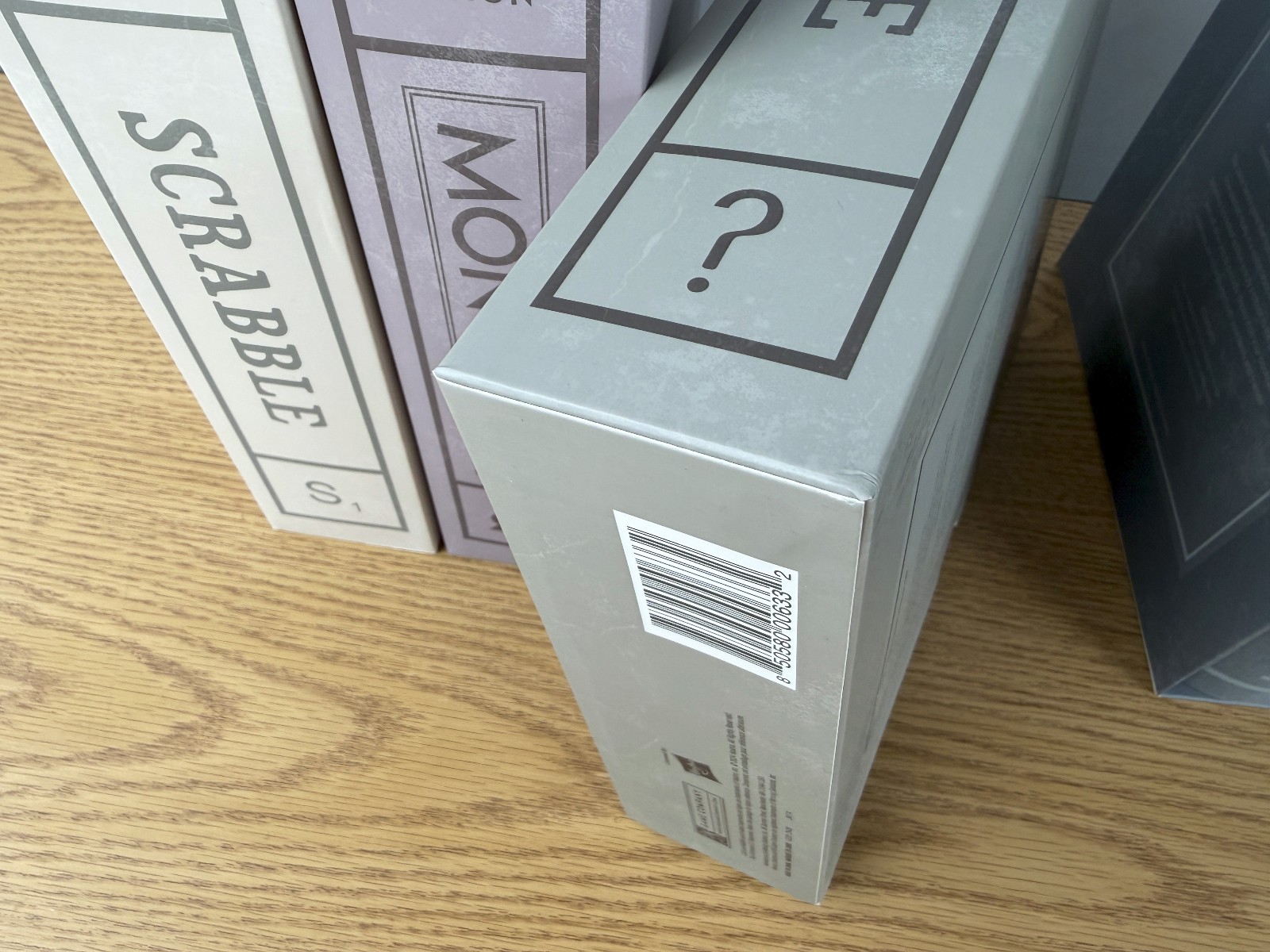 Collection of 8 Vintage Bookshelf Games Linen Book by WS Game Company Open Box