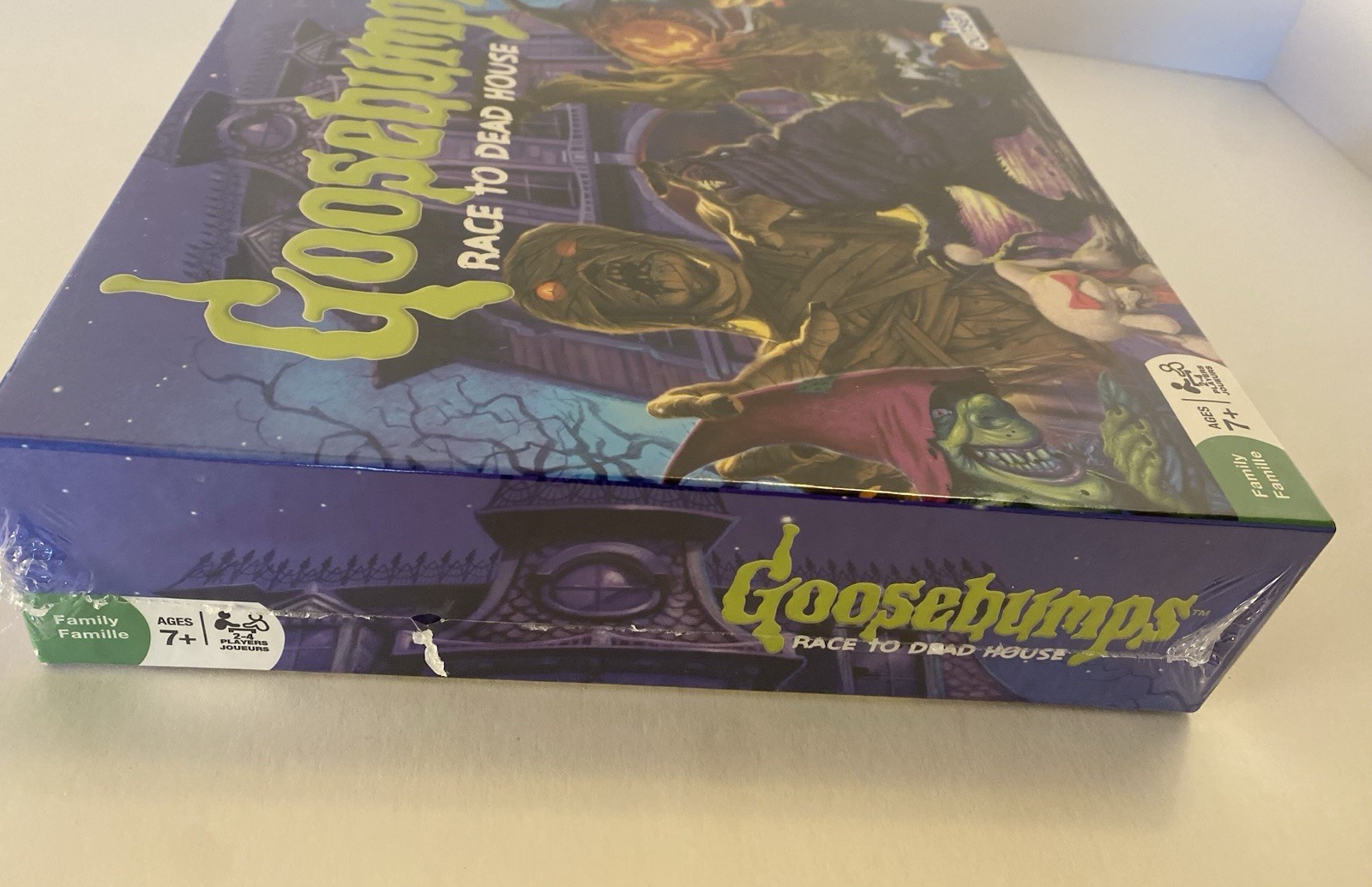 Brand New SEALED Goosebumps: Race To Dead House Board Game!
