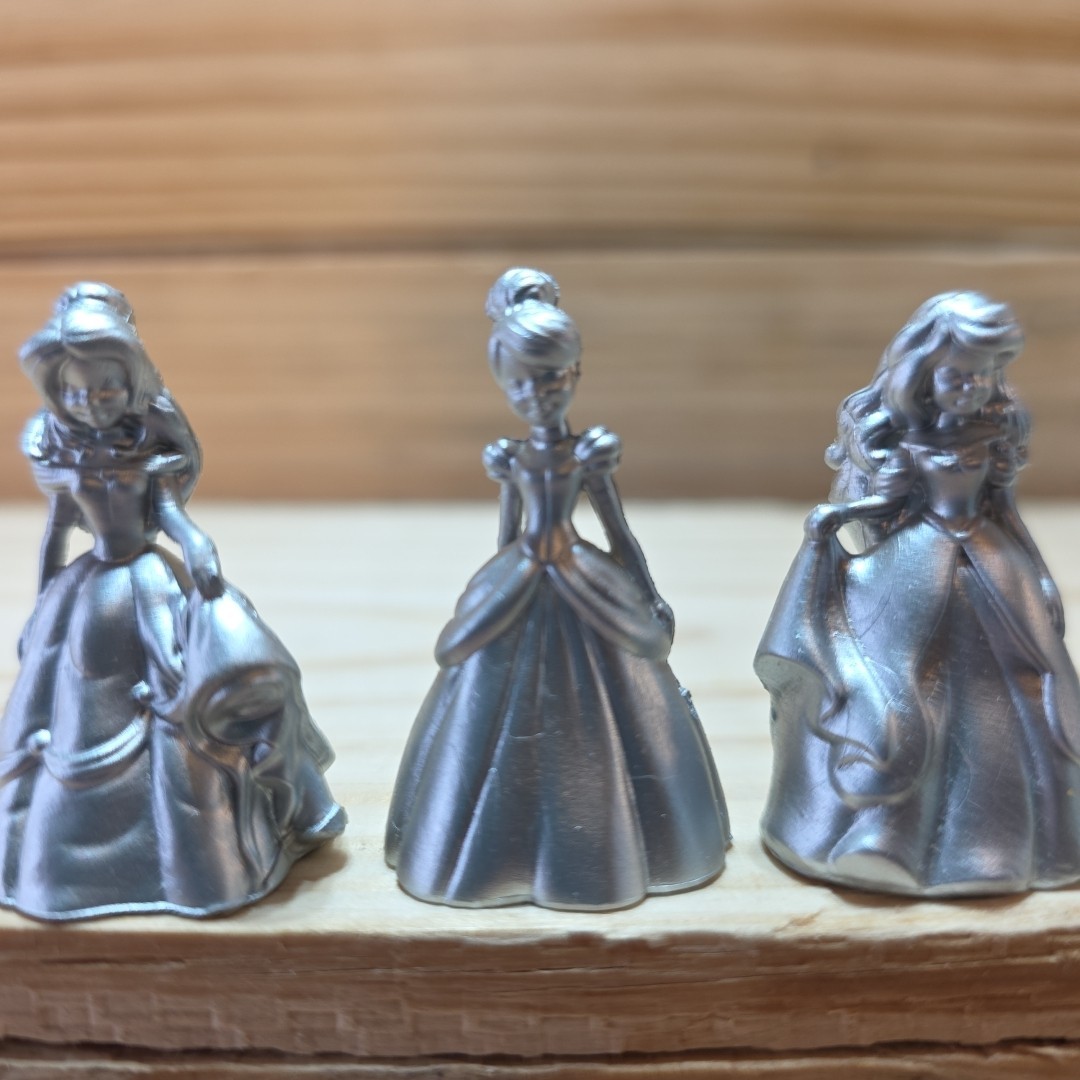 Monopoly Disney Princess Edition 4 Replacement Princess Replacement Tokens/Pcs.