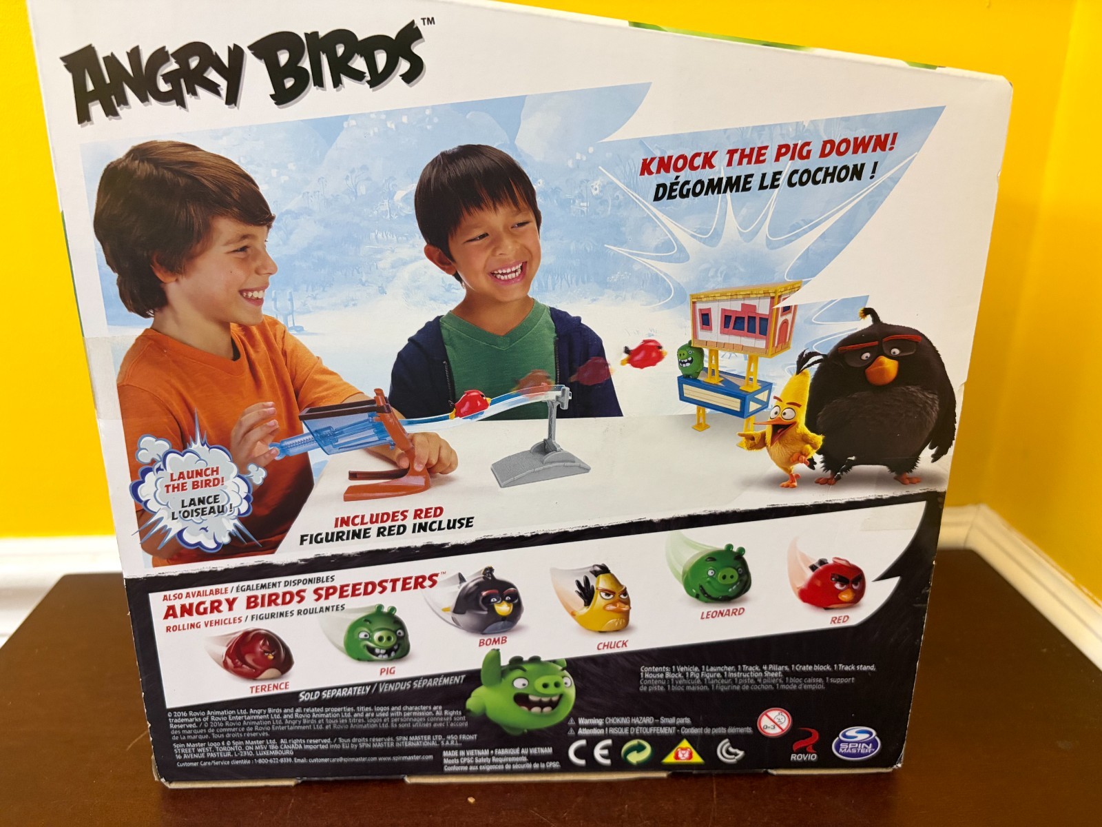 New 2016 Rovio Spin Master Angry Birds Sling And Smash Track Set Launcher