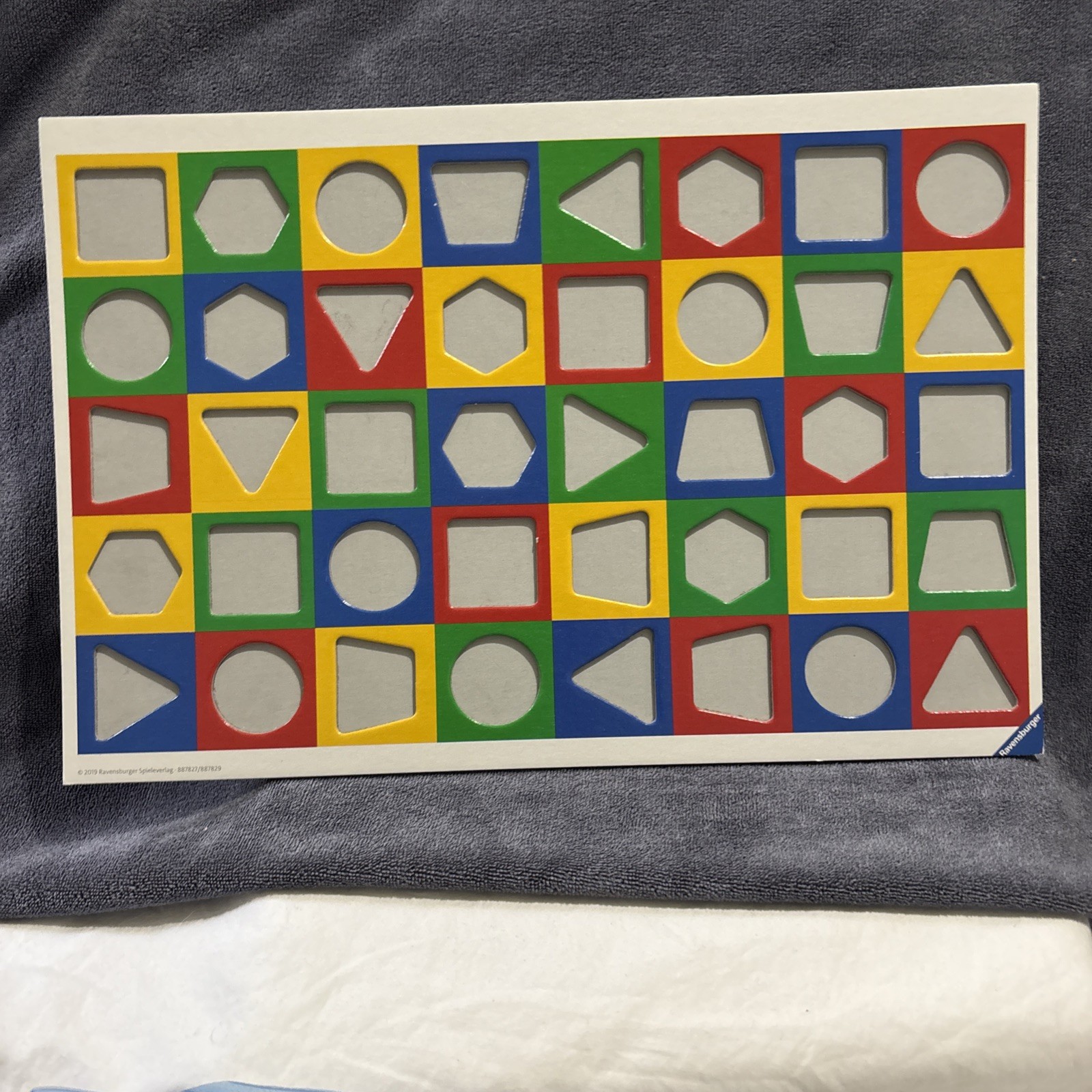 Ravensburger Colorama game 3 Years+ Shape Up Your Color Skills Kids 1-6 20’