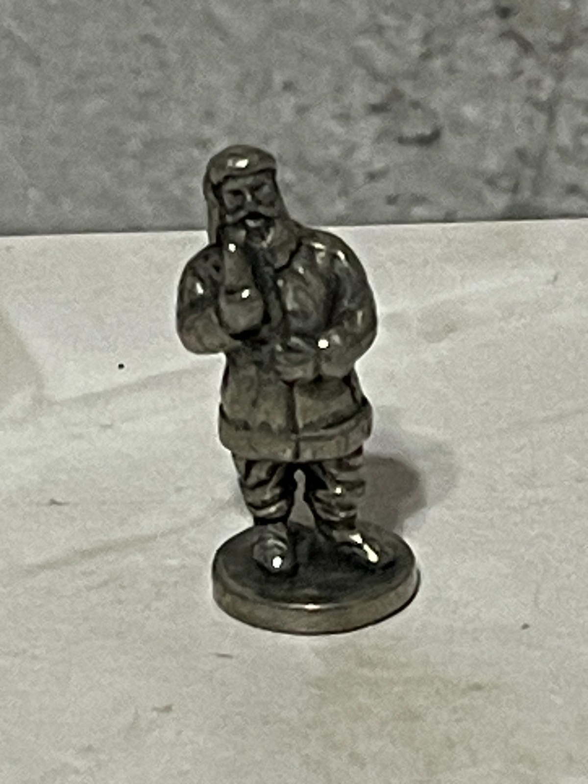 1999 Coca Cola Monopoly – Replacement Metal Token Coca Cola Santa
