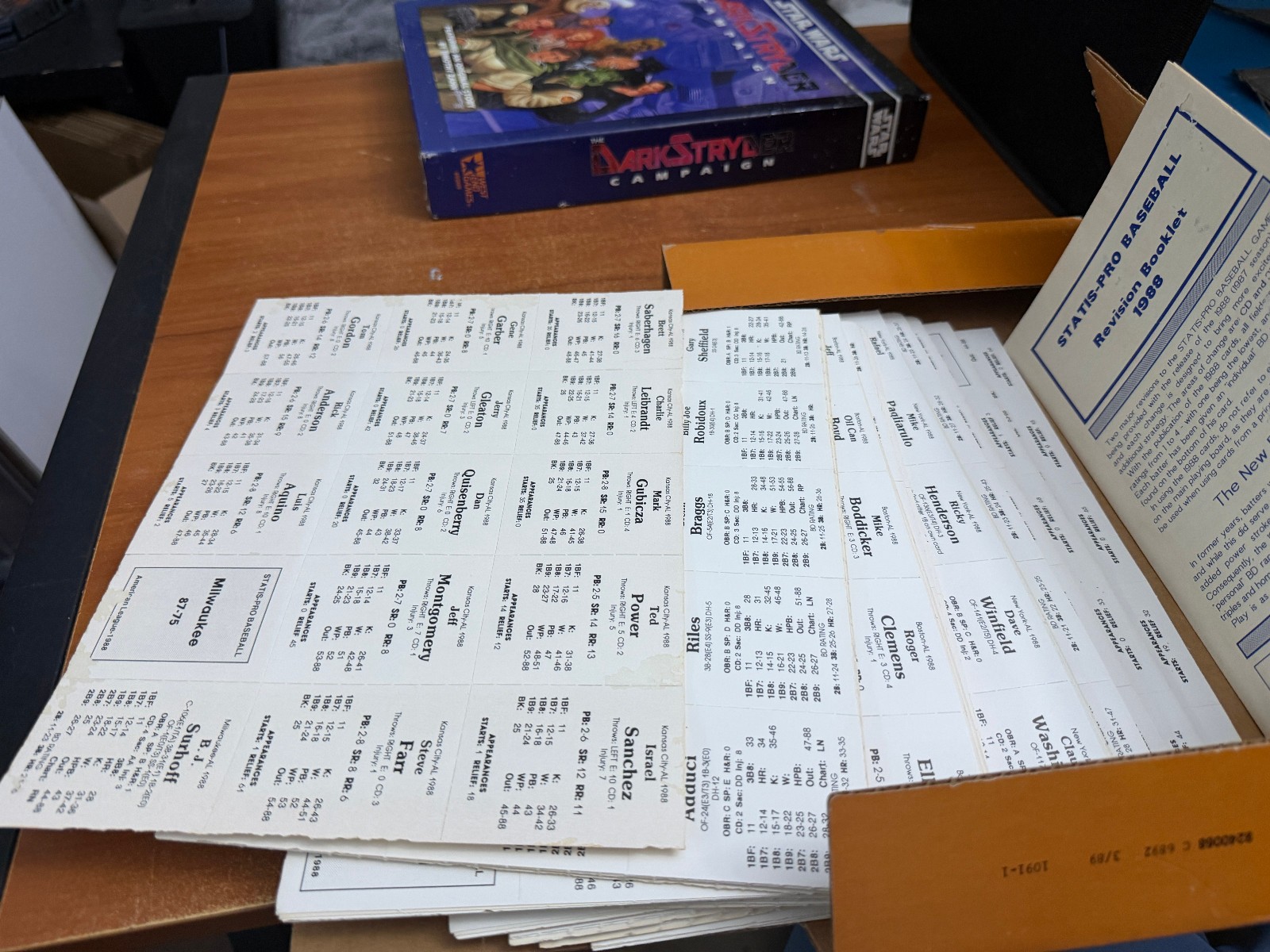 1988 Update Avalon Hill Statis Pro Baseball Player Game Cards Unpunched