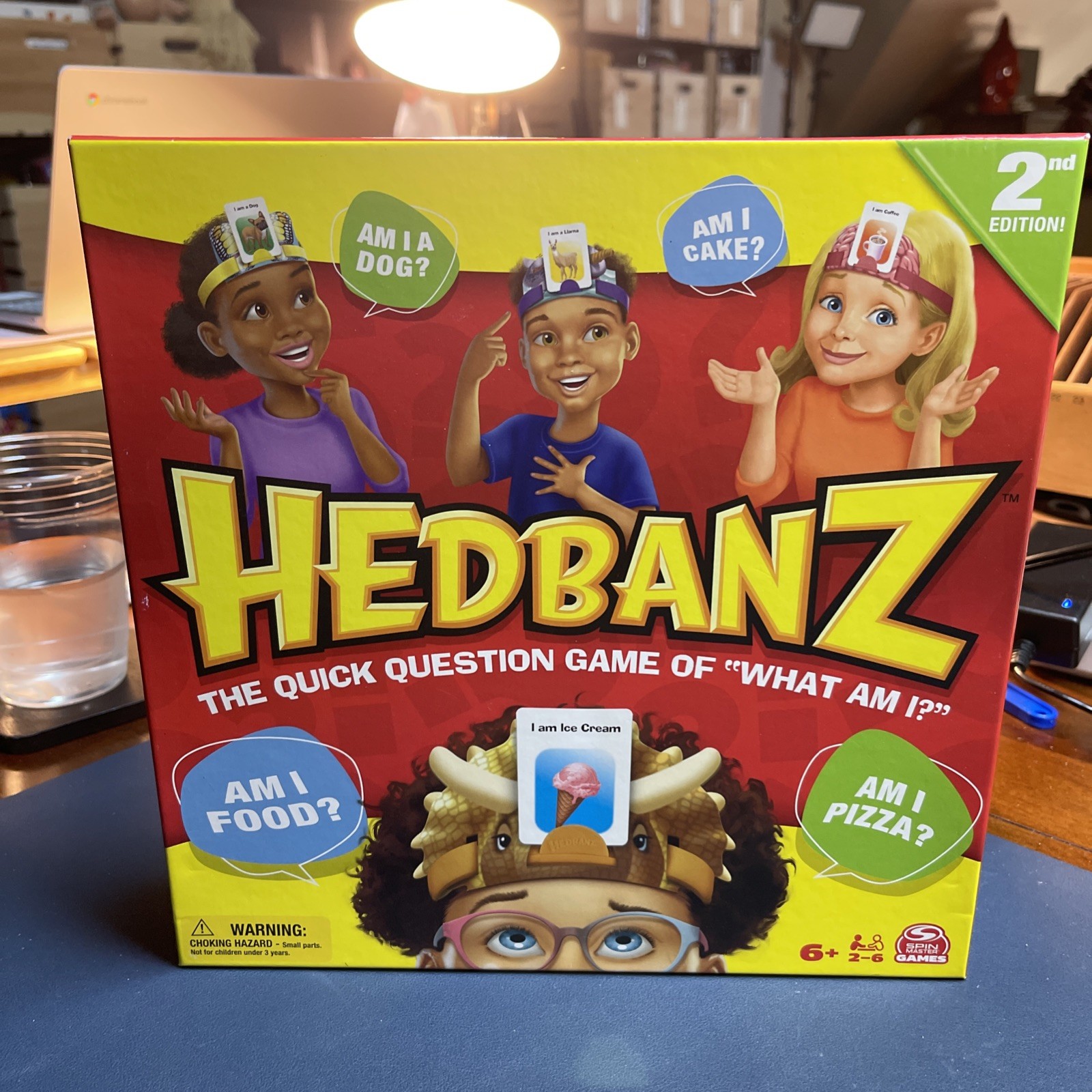 Spin Master Games, Hedbanz 2023 Edition with New Cards, Picture Guessing Board